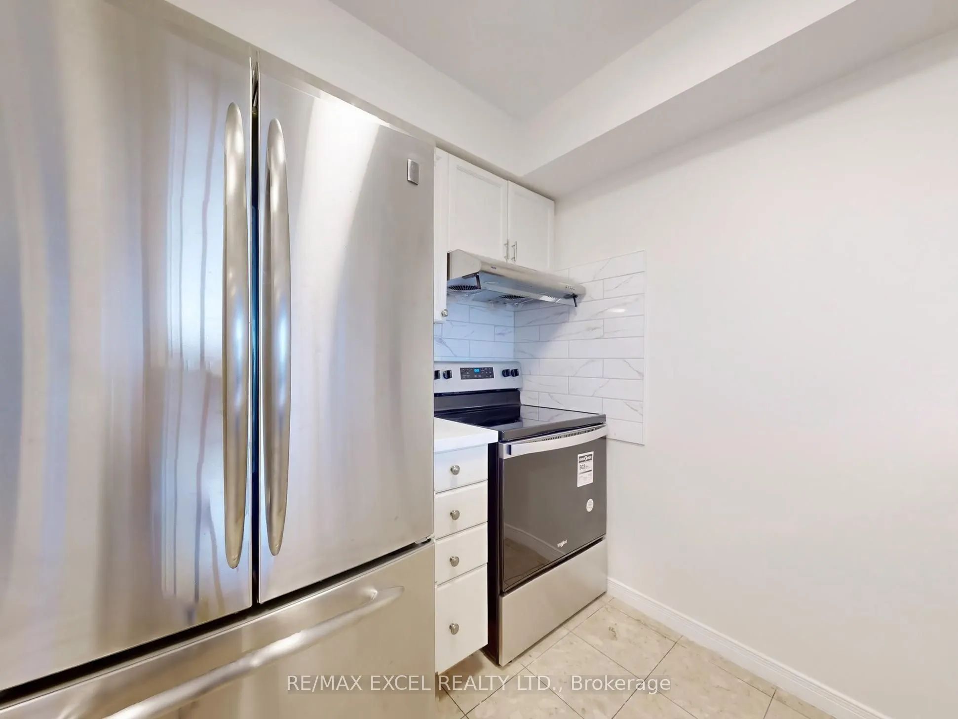 8 Hillcrest Avenue, #2302