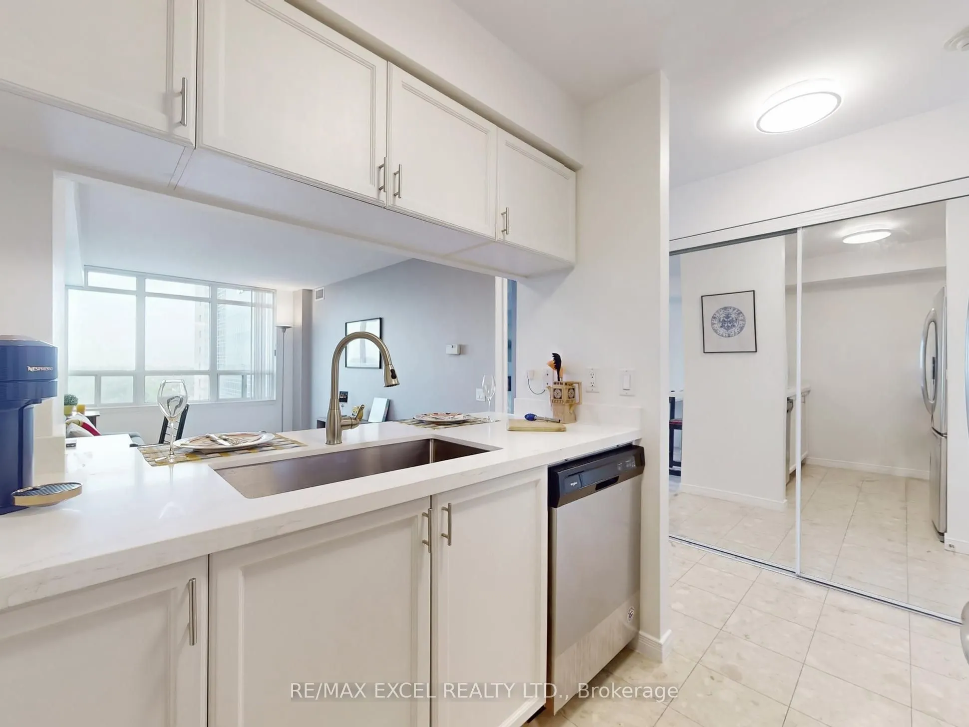 8 Hillcrest Avenue, #2302