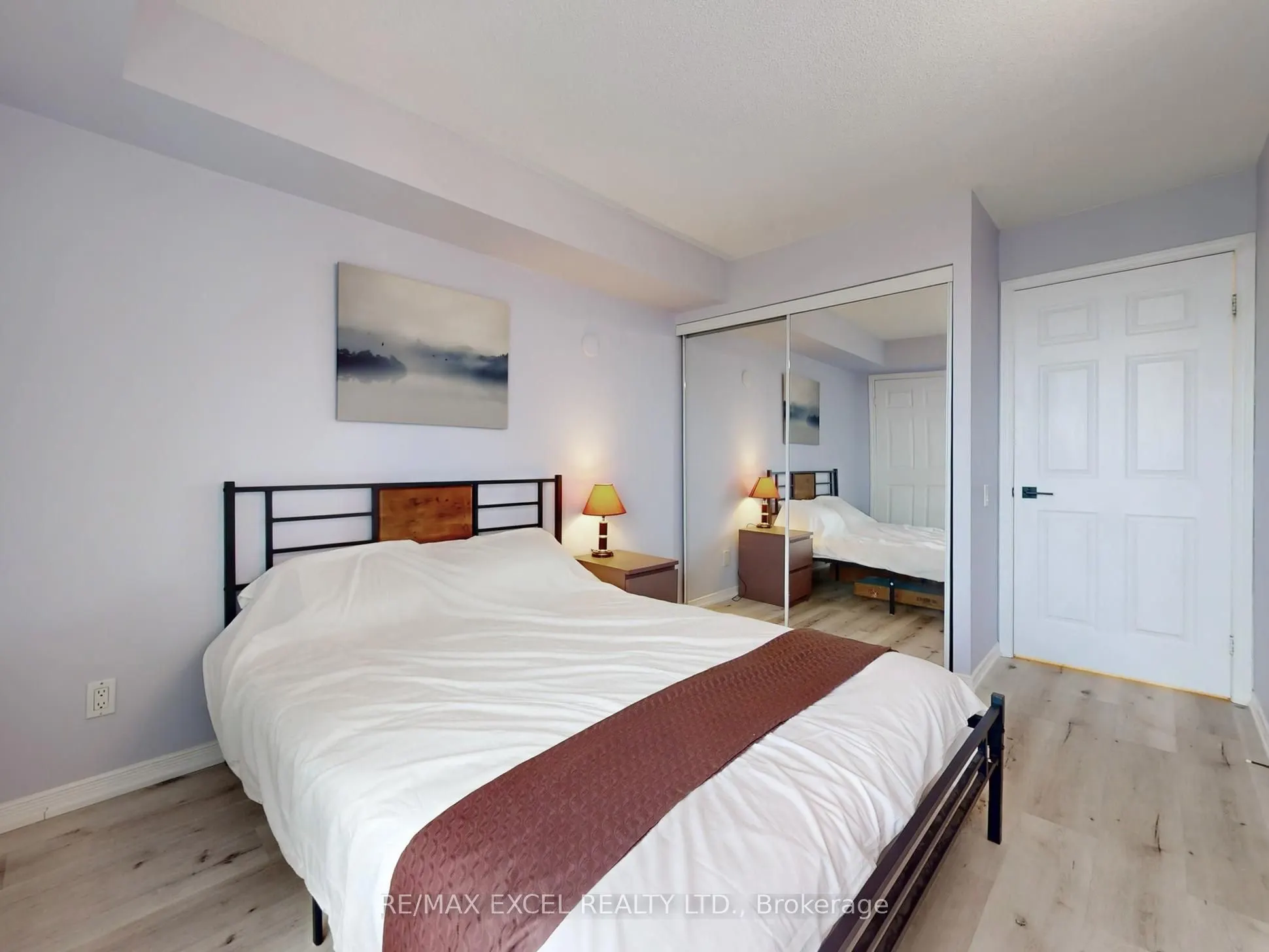 8 Hillcrest Avenue, #2302