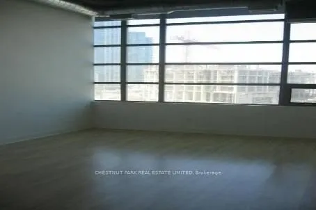 637 Lake Shore Boulevard W, #319