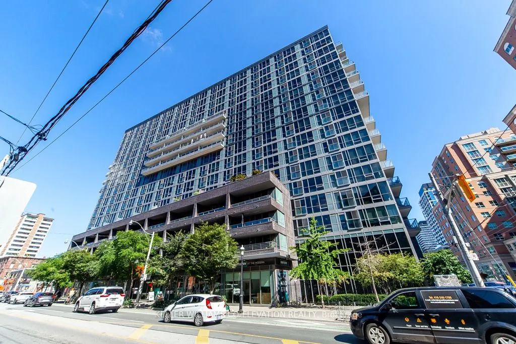 320 Richmond Street E, #916