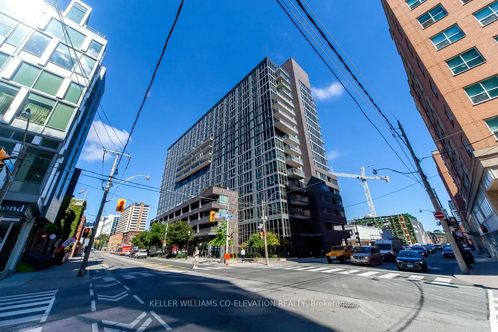 320 Richmond Street E, #916