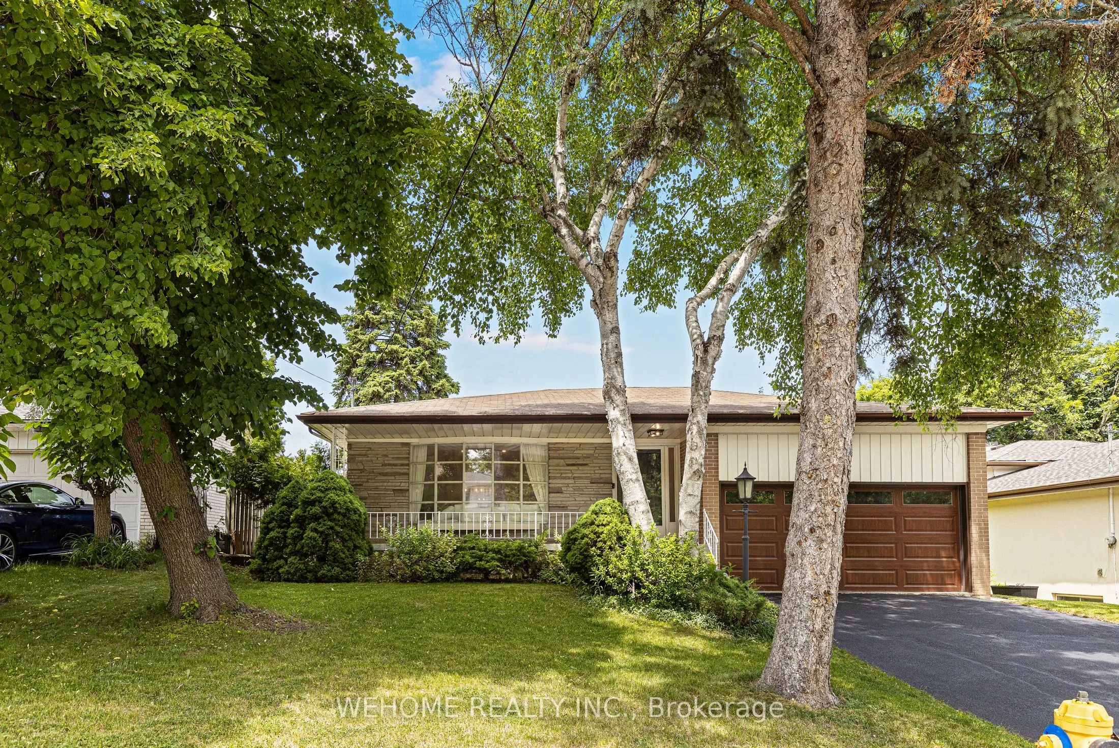 44 Colonnade Road