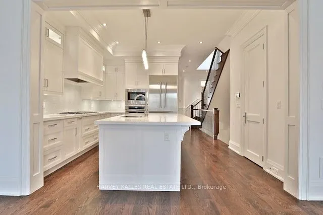 405B Melrose Avenue