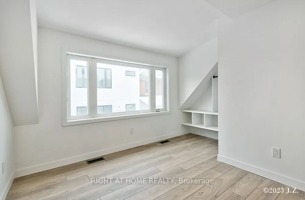 48 Lanark Avenue, #B
