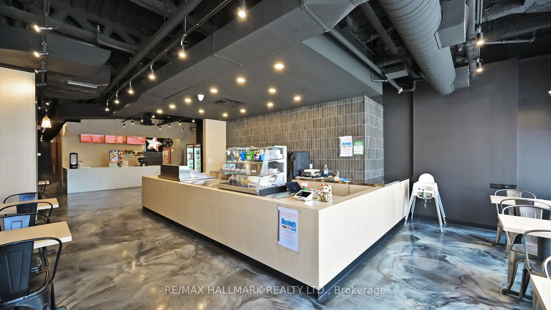 329 Yonge Street, #2nd Fl