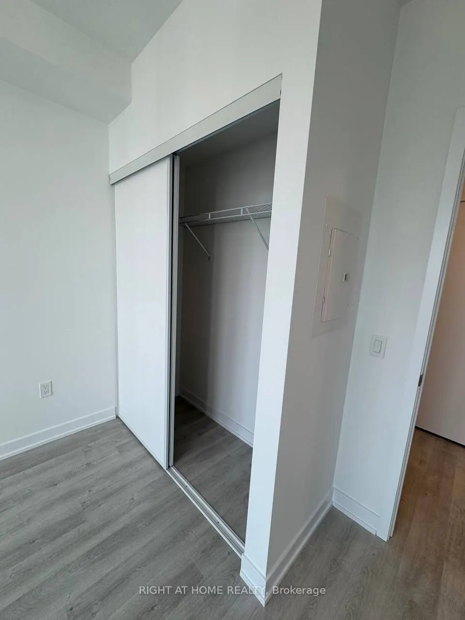 15 Richardson Street, #1512