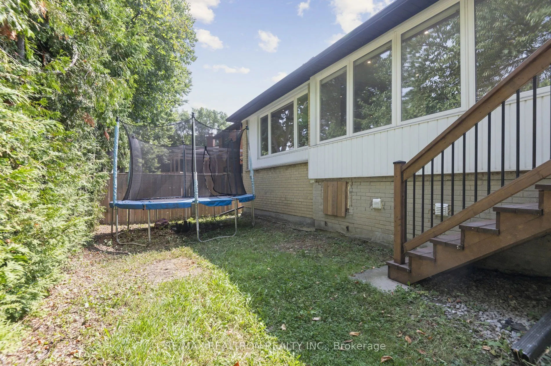 22 Midvale Road