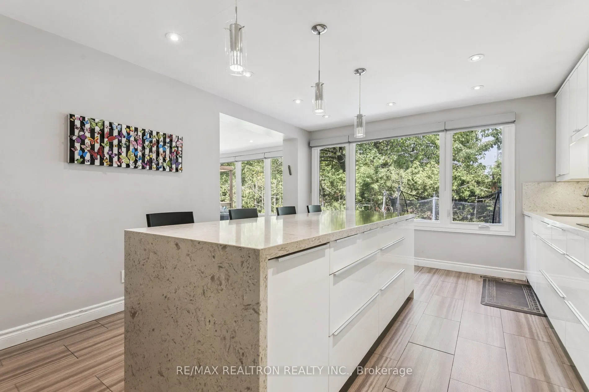 22 Midvale Road