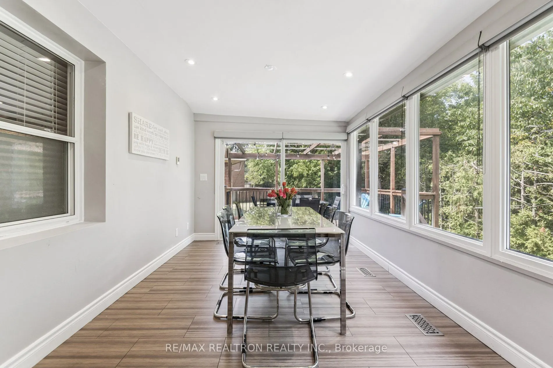 22 Midvale Road