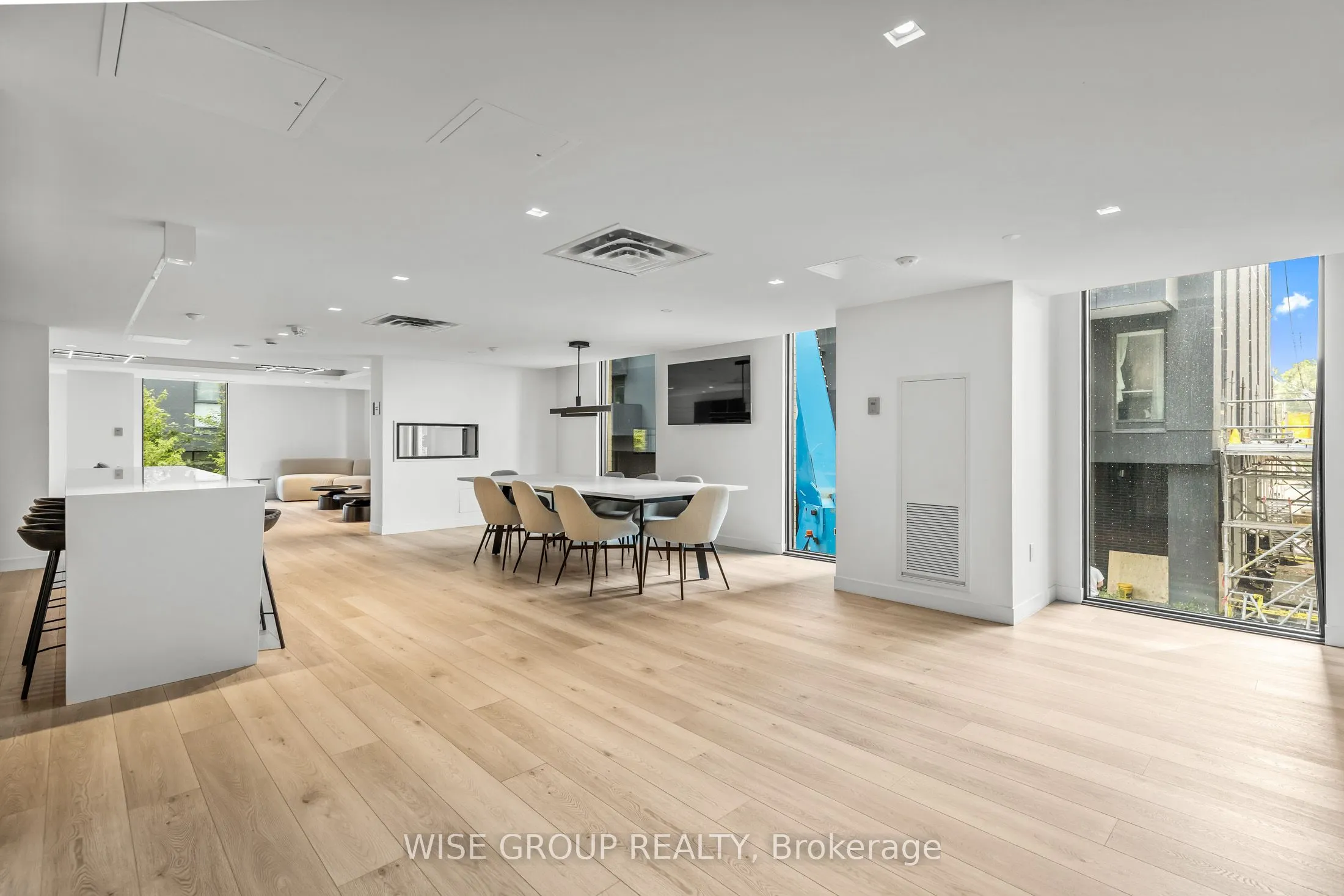 500 Wilson Avenue, #607