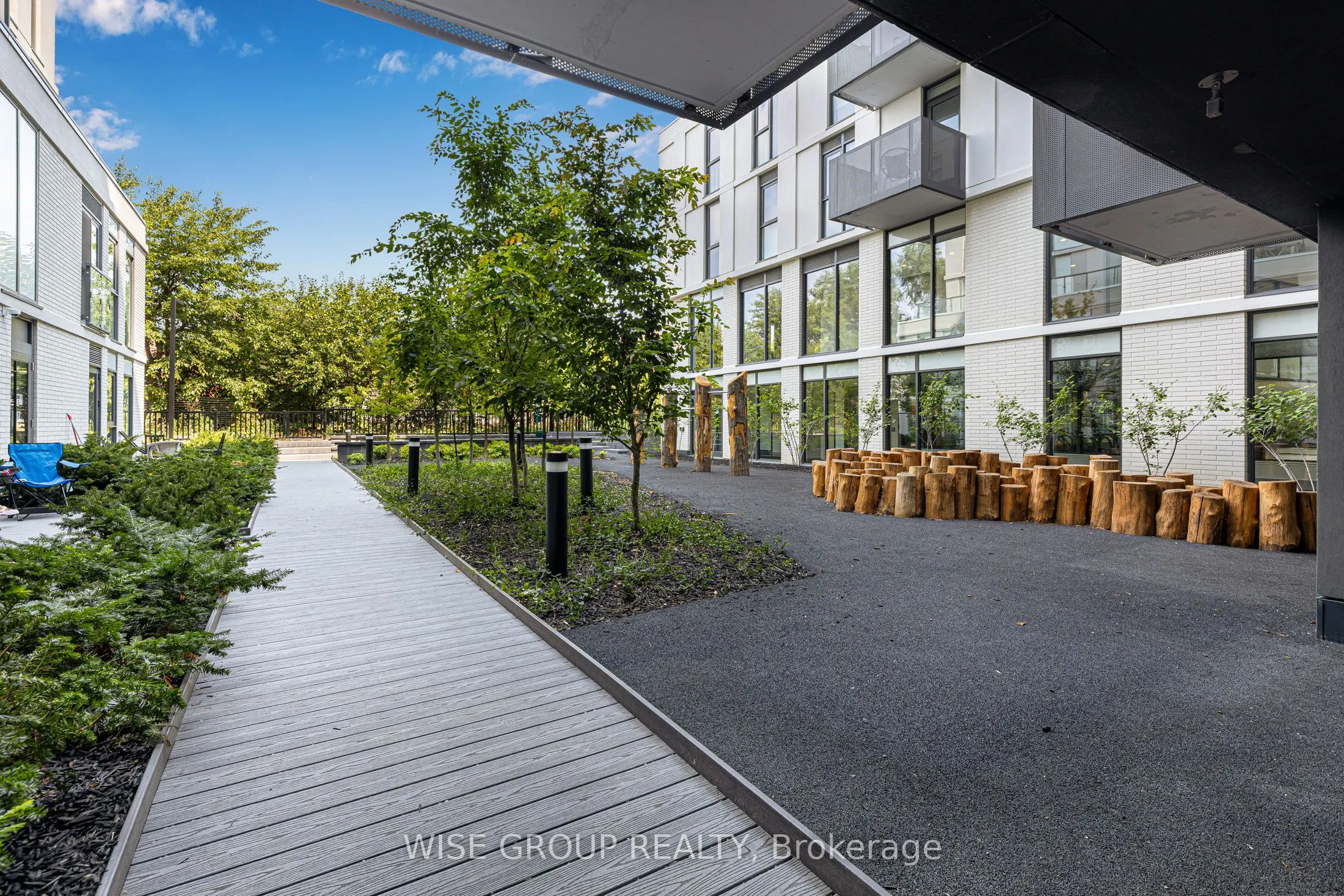 500 Wilson Avenue, #607