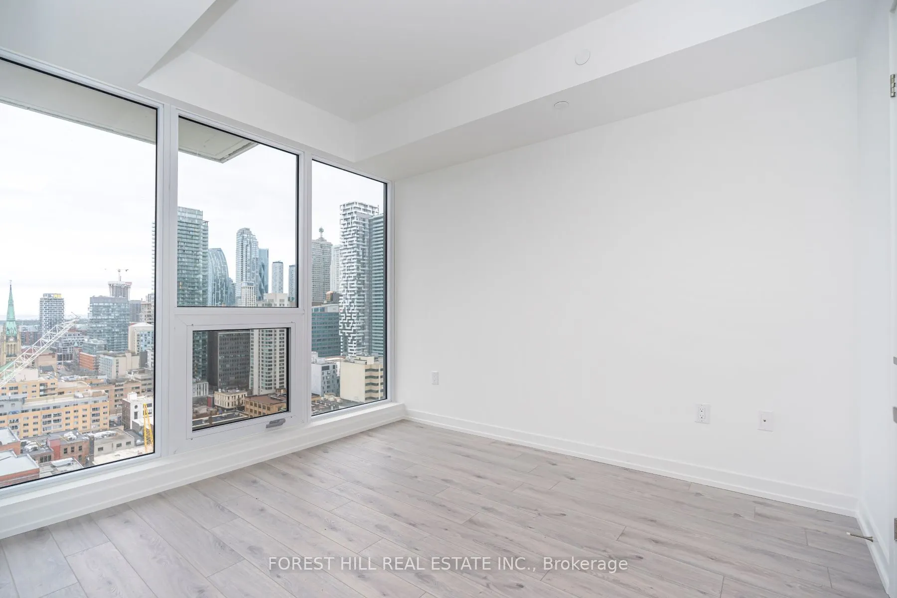 77 Shuter Street, #2303