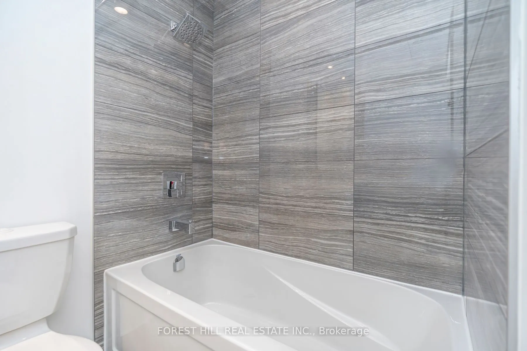 77 Shuter Street, #2303