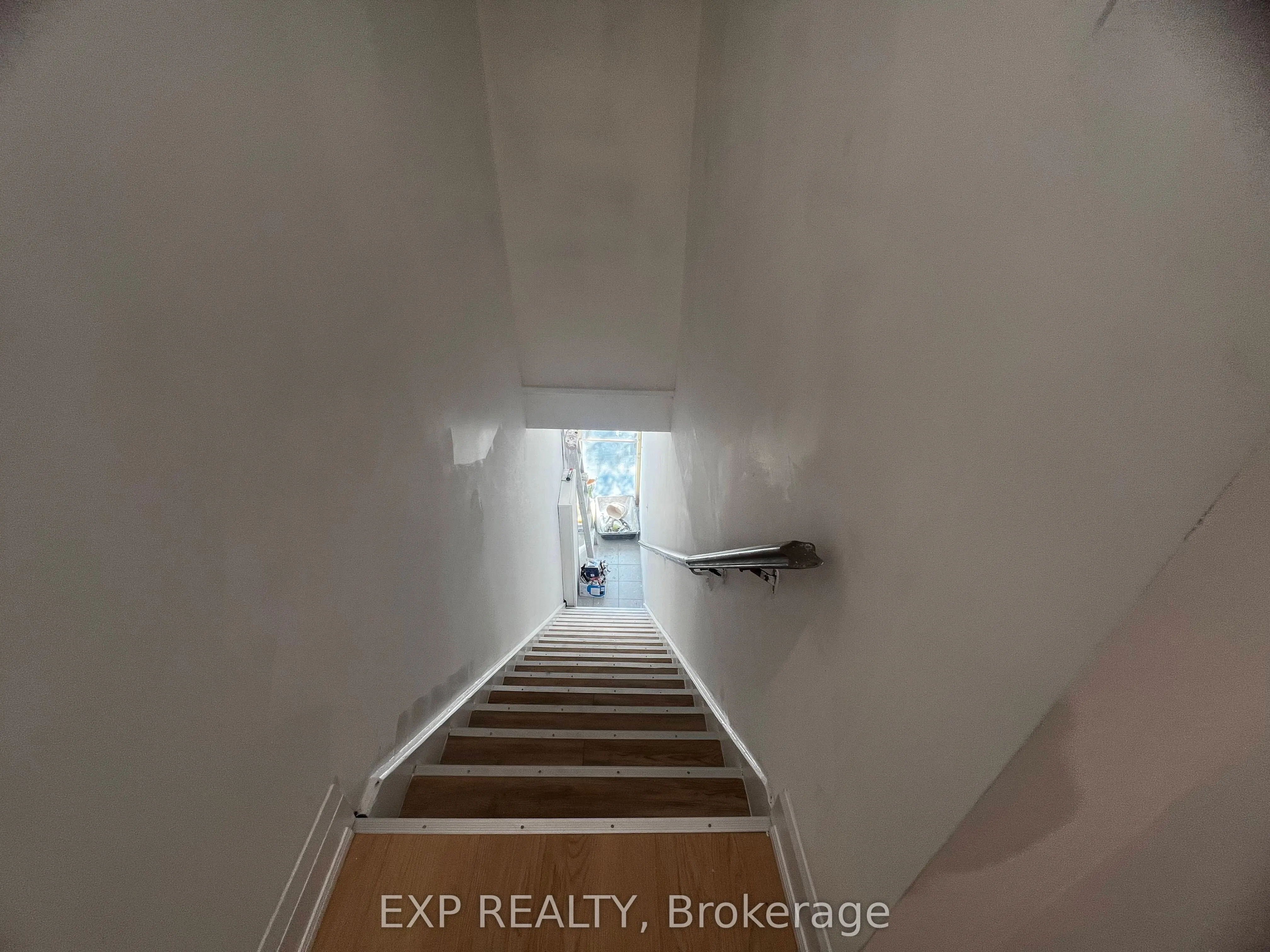 804A St Clair Avenue W, #101