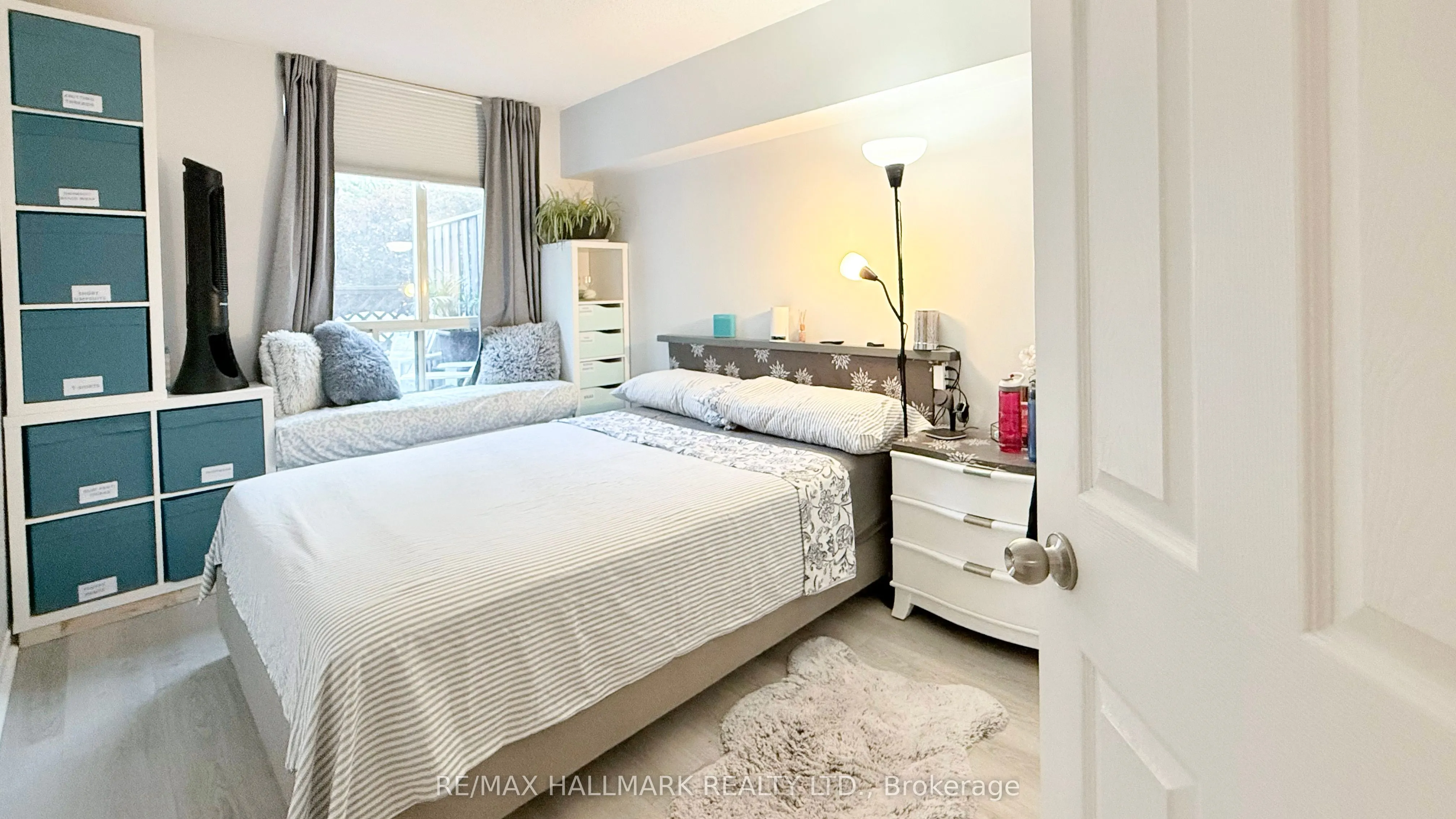 7 Bishop Avenue, #203