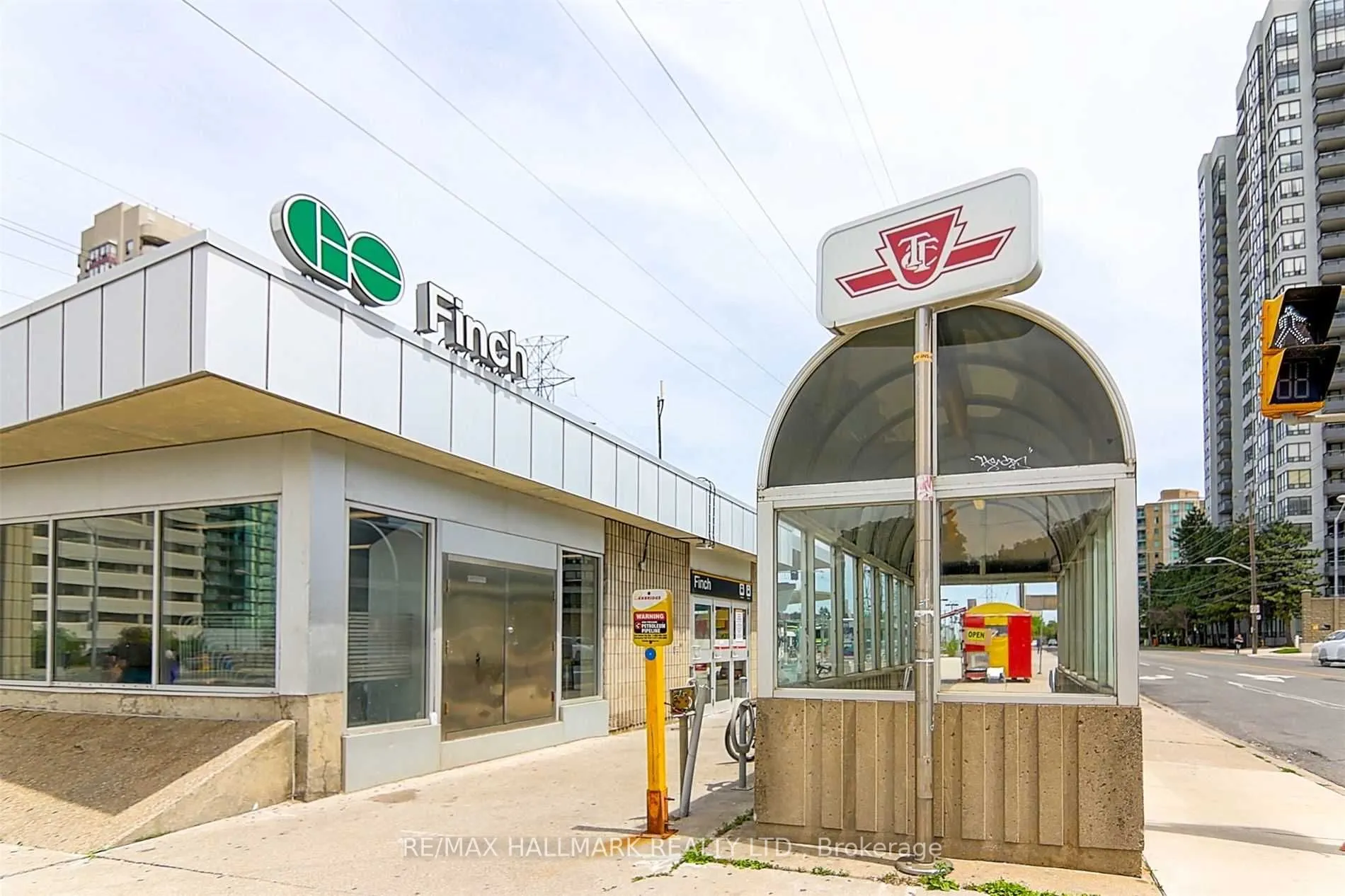 7 Bishop Avenue, #203