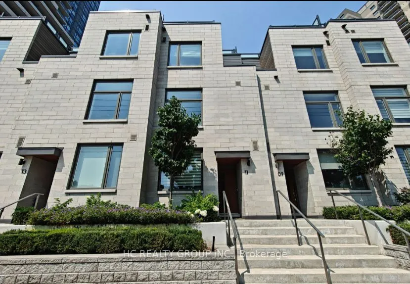 270 Davenport Road, #Unit 11