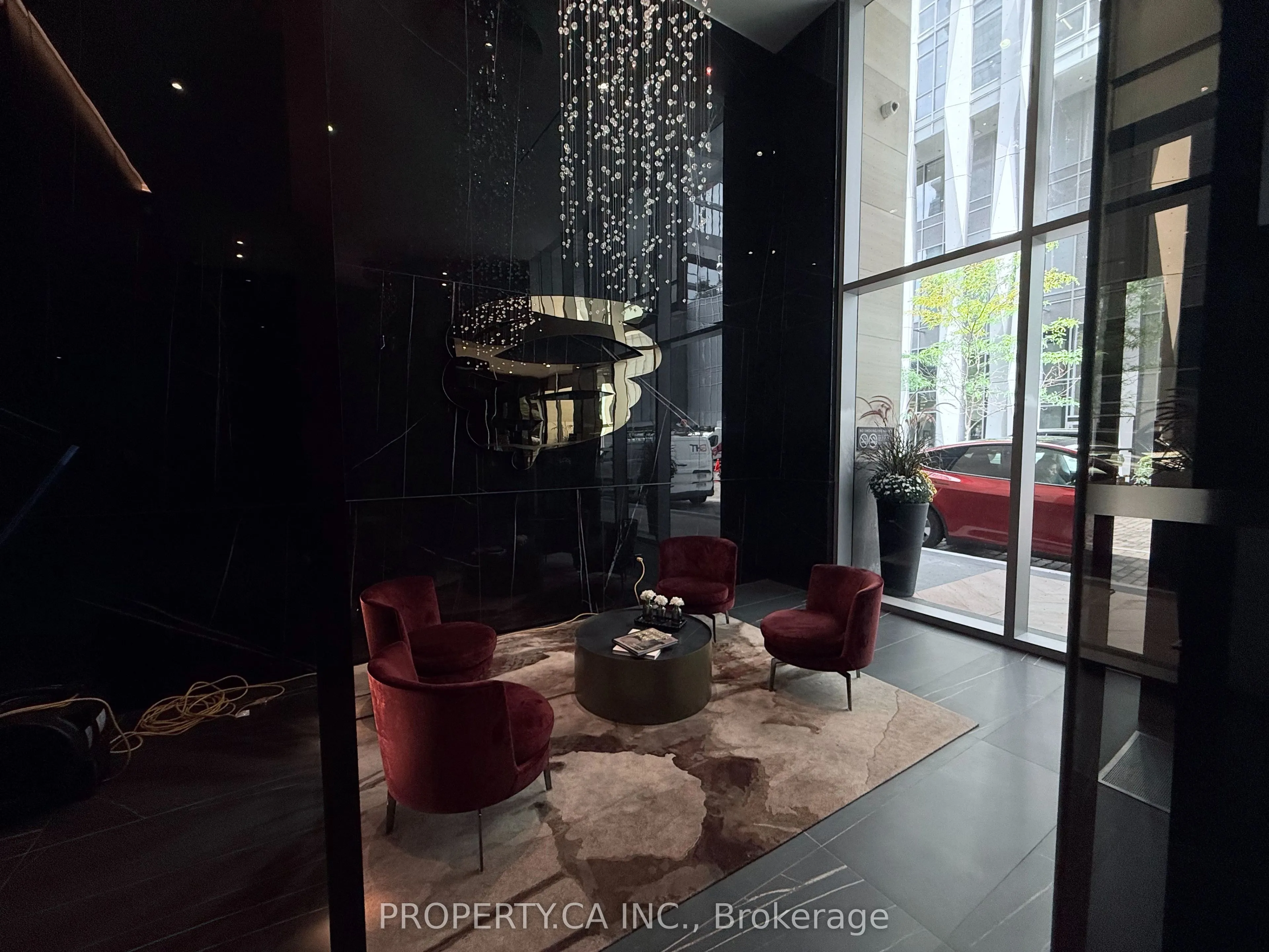 11 Yorkville Avenue, #2214