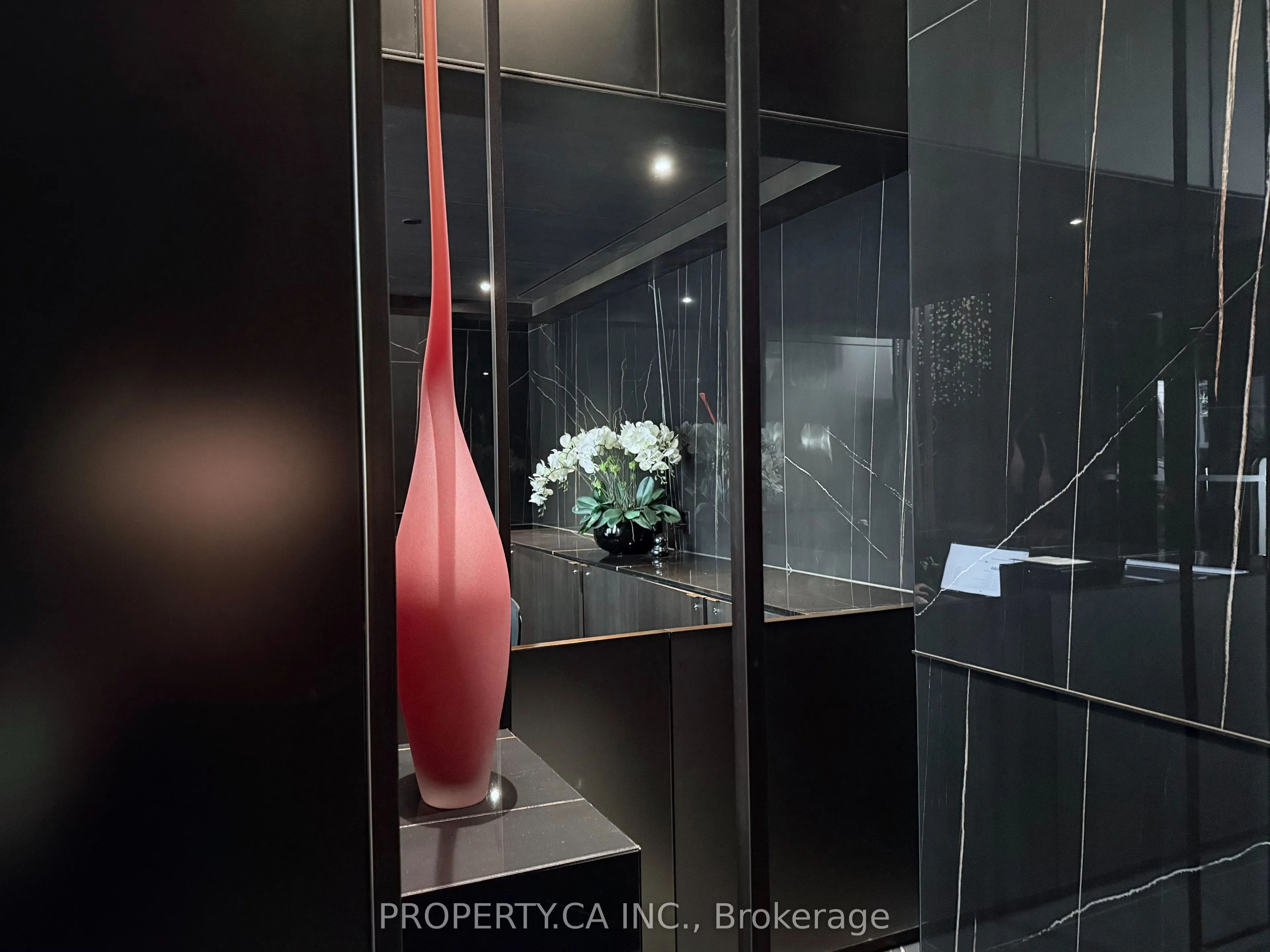 11 Yorkville Avenue, #2214