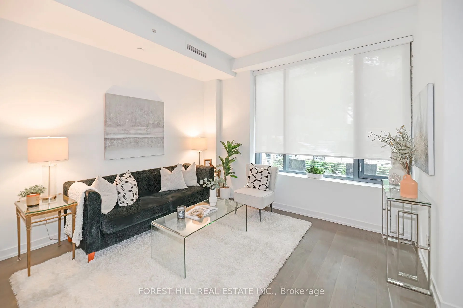 161 Roehampton Avenue, #102