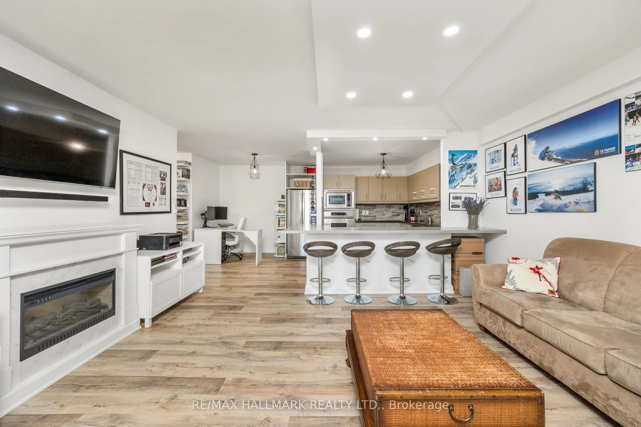 212 St George Street, #203