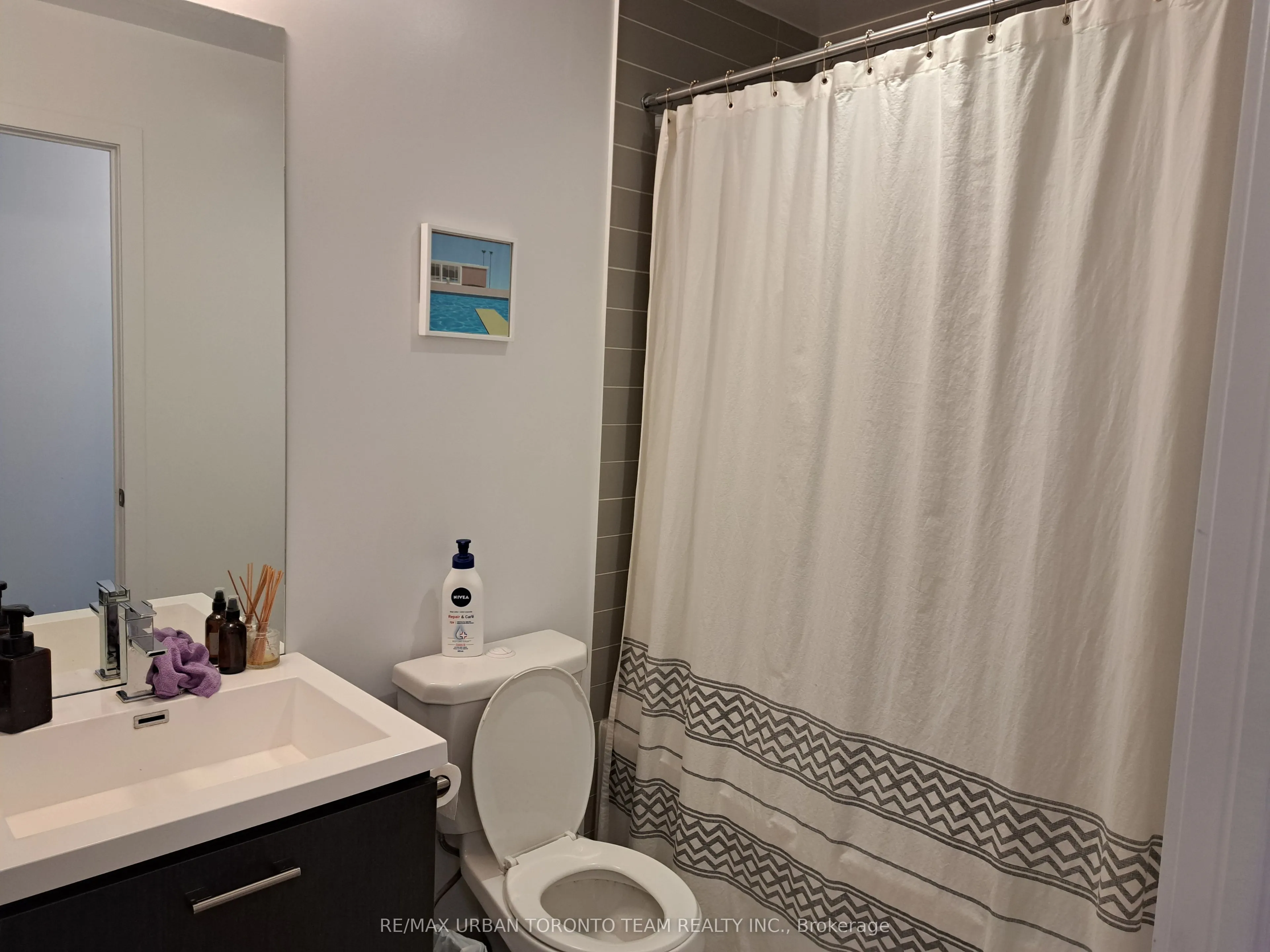 87 Peter Street, #3413