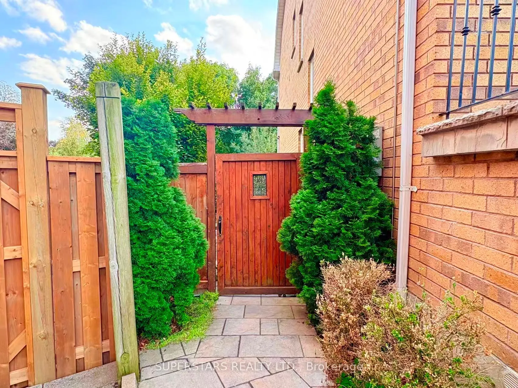 11 Green Meadows Circle, #Bsmt
