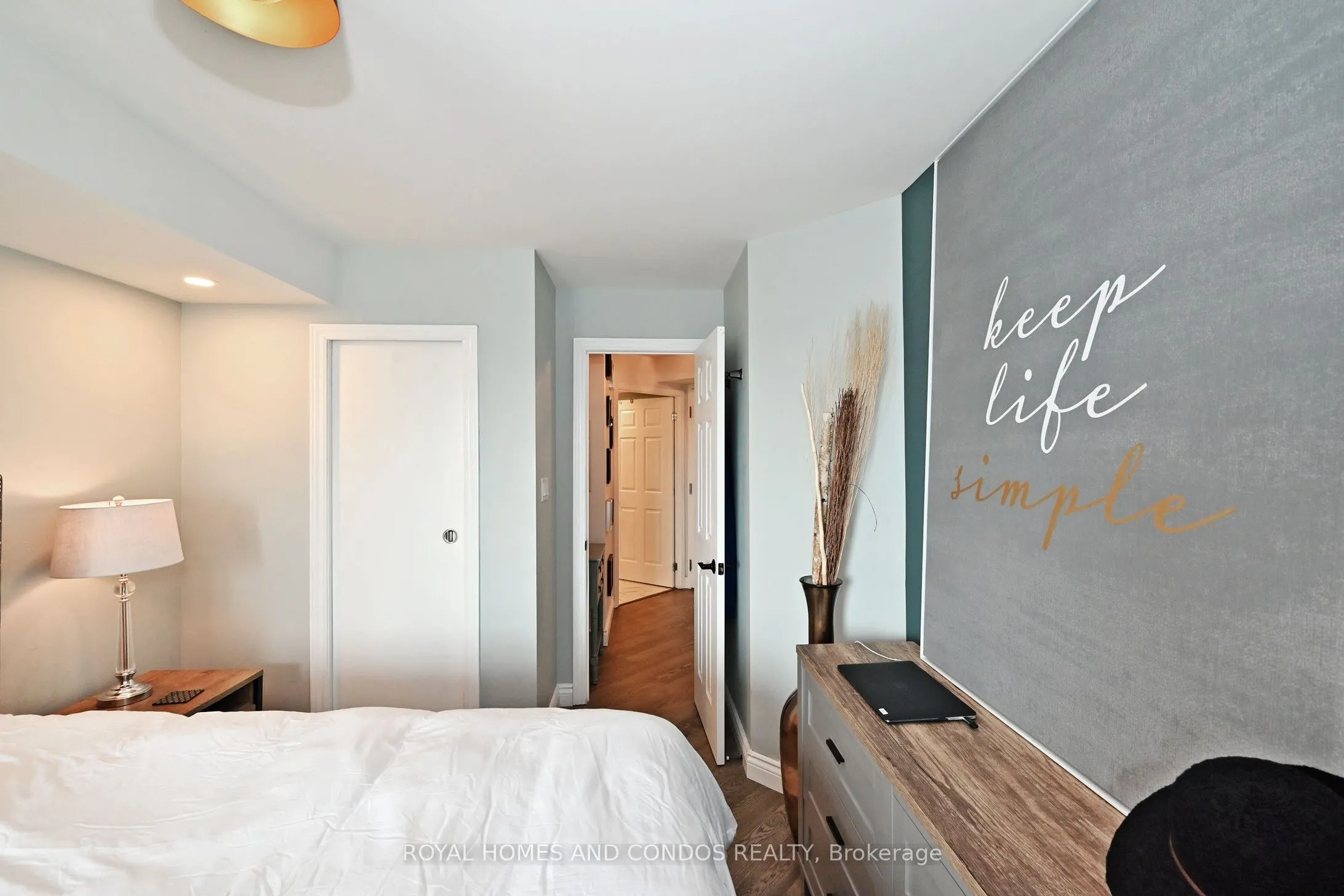 230 Queens Quay W, #618
