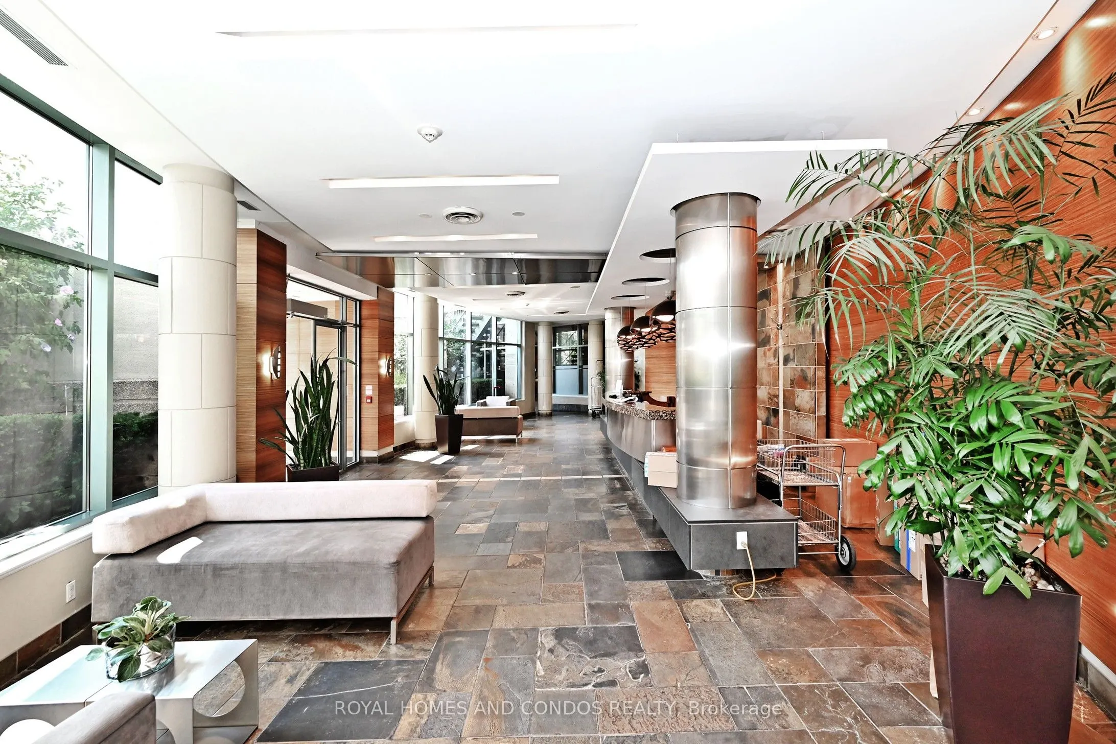 230 Queens Quay W, #618