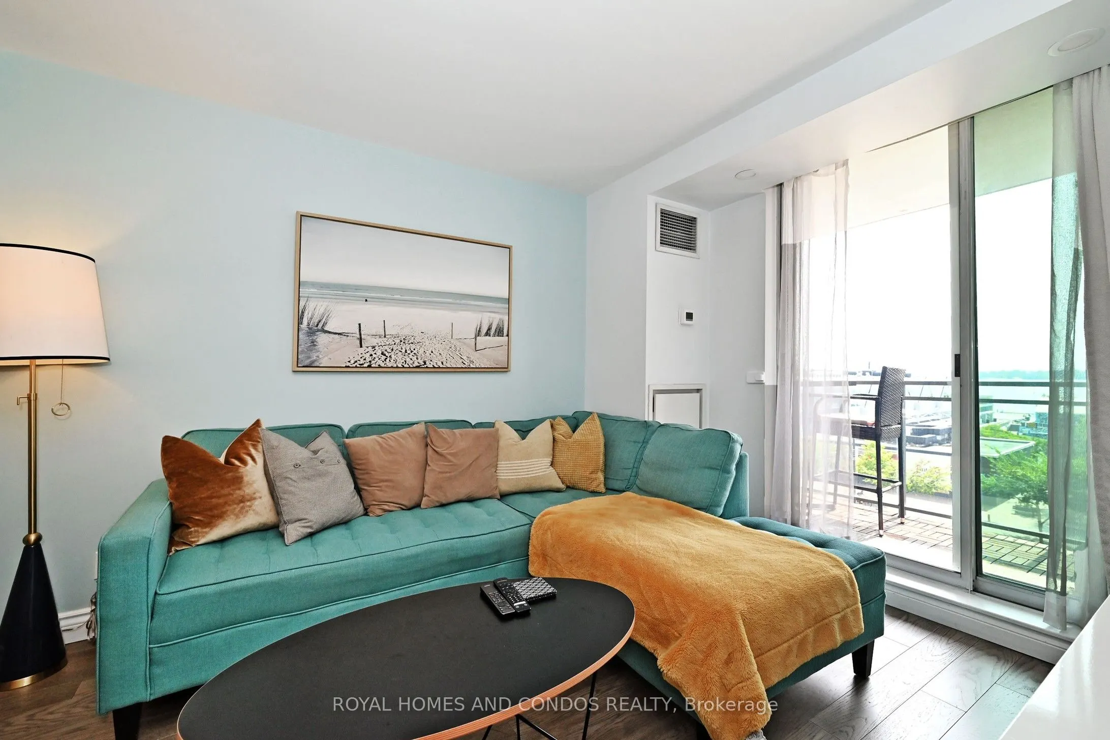 230 Queens Quay W, #618