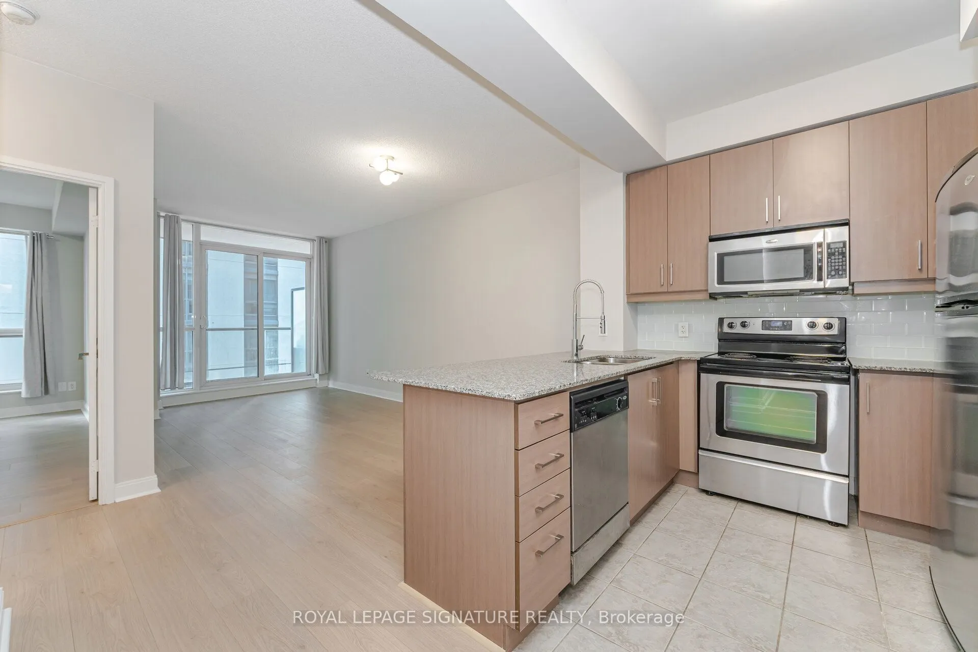 38 The Esplanade, #1003