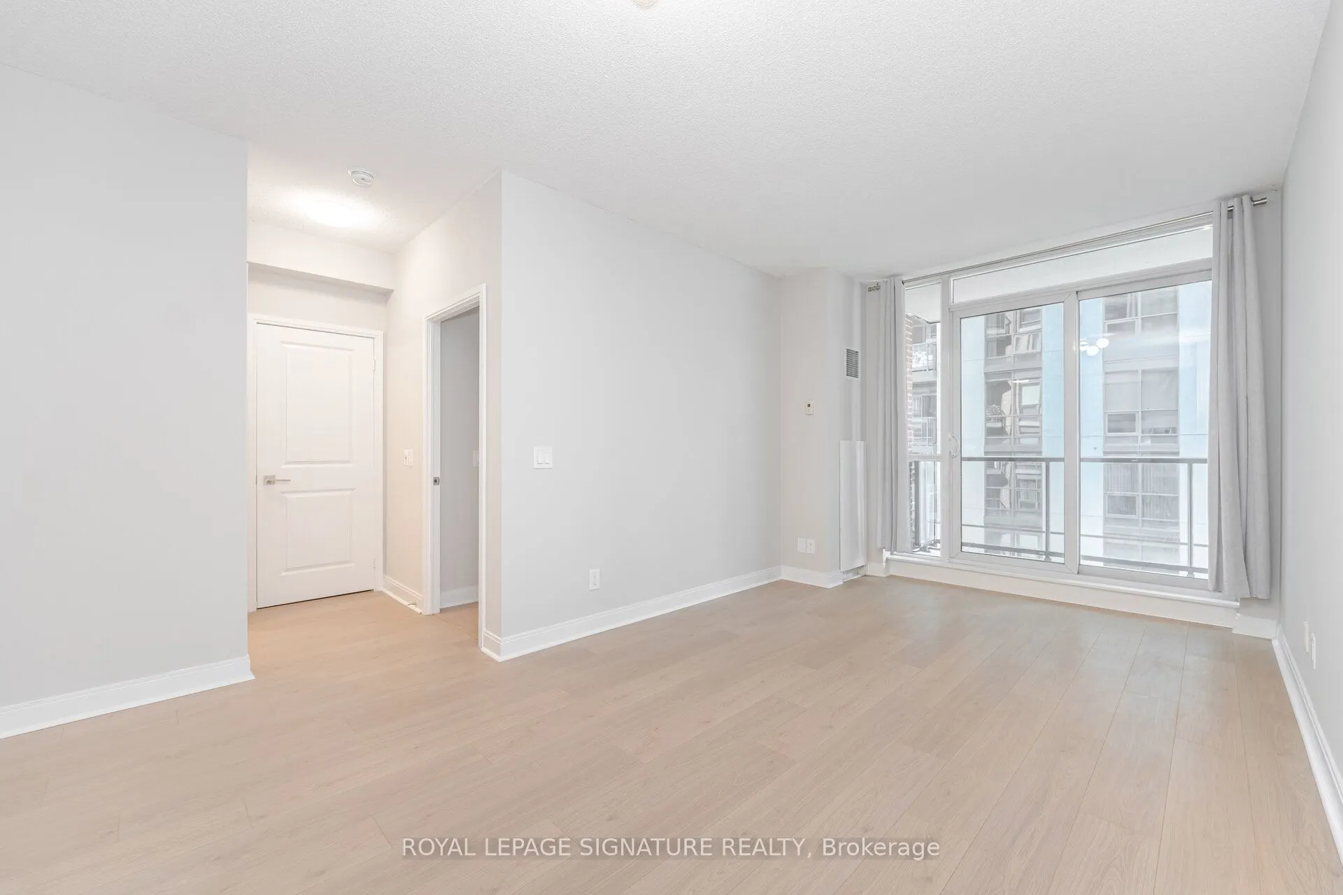 38 The Esplanade, #1003
