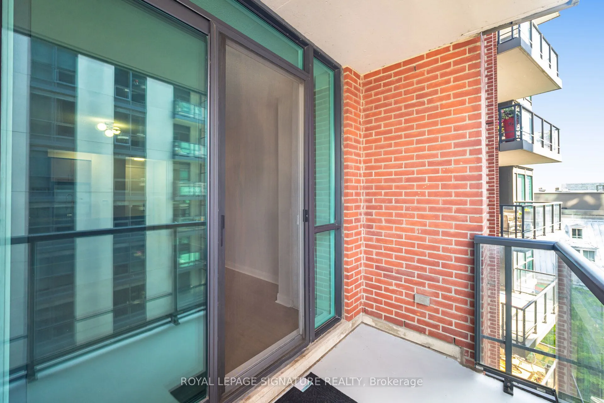 38 The Esplanade, #1003