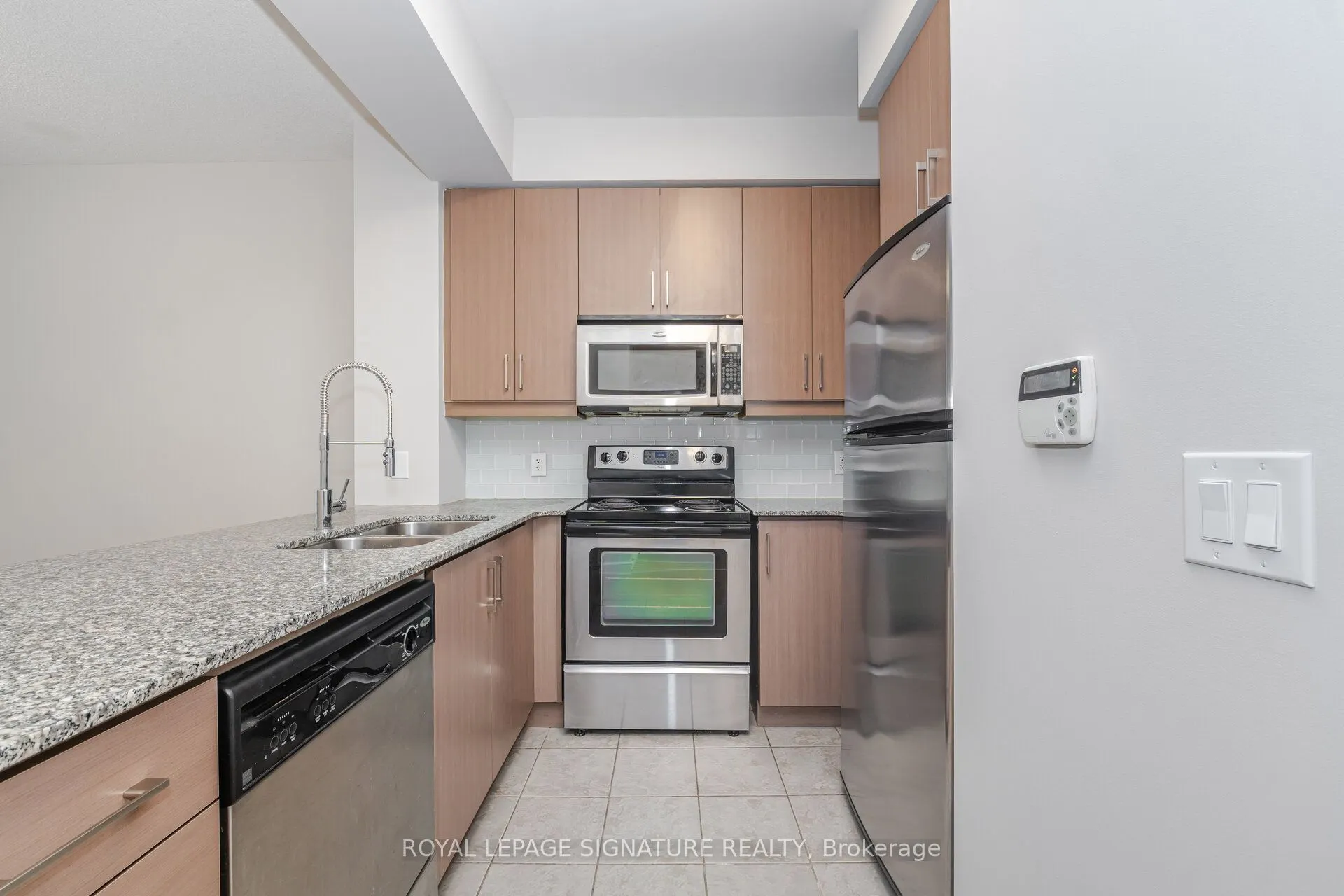 38 The Esplanade, #1003