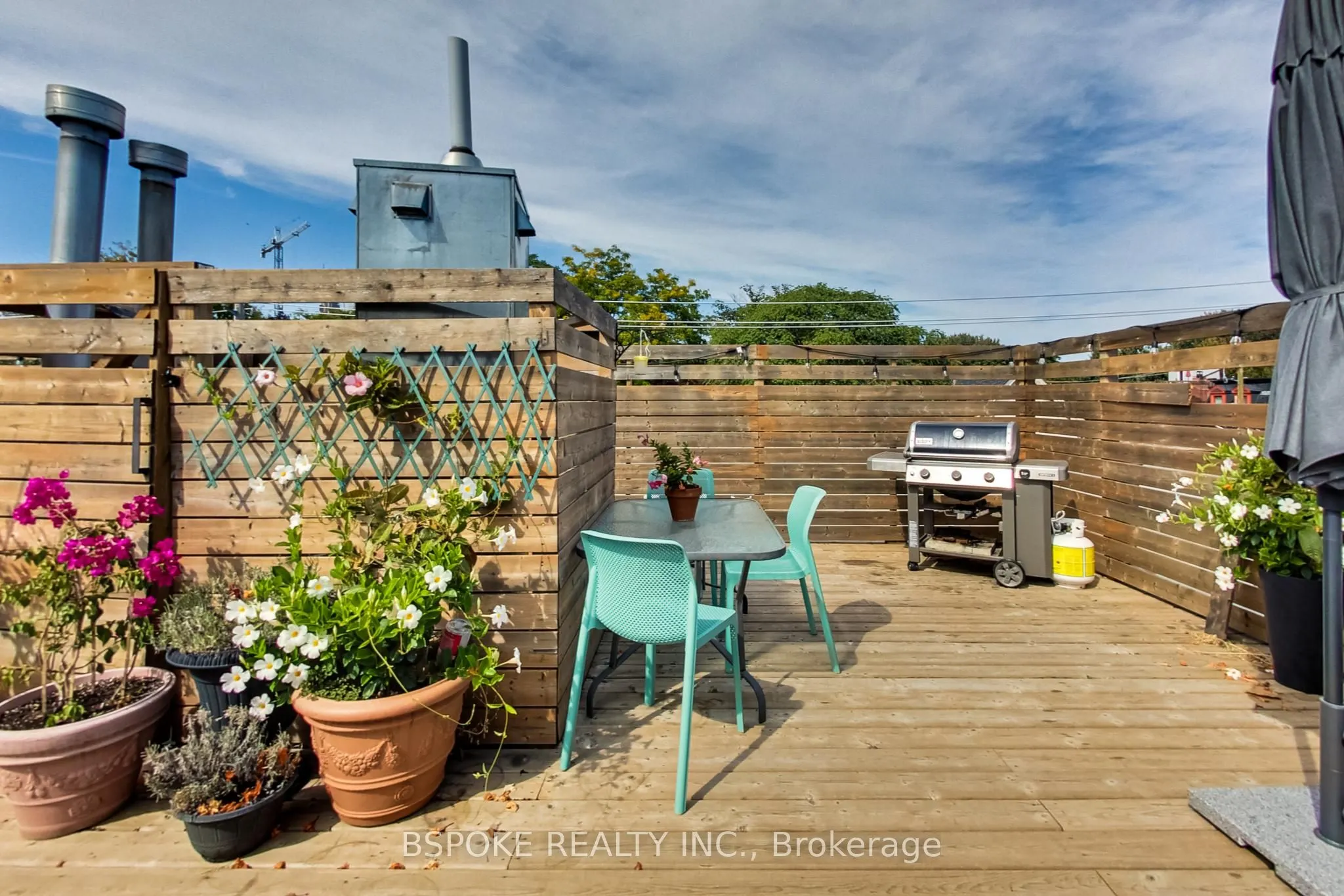 365 Dundas Street E, #115