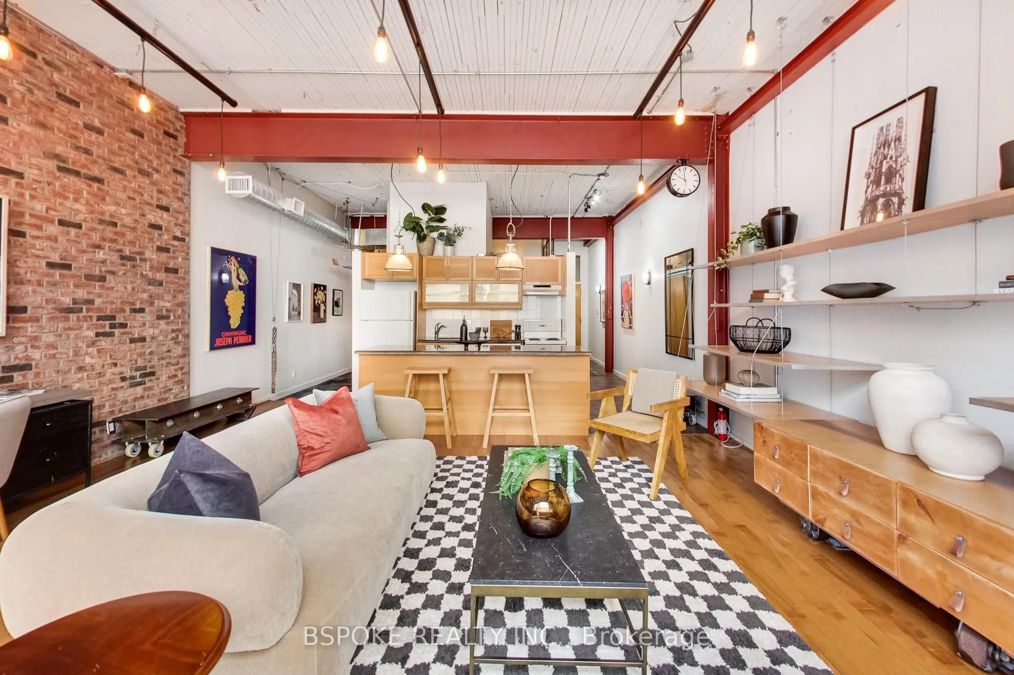 365 Dundas Street E, #115