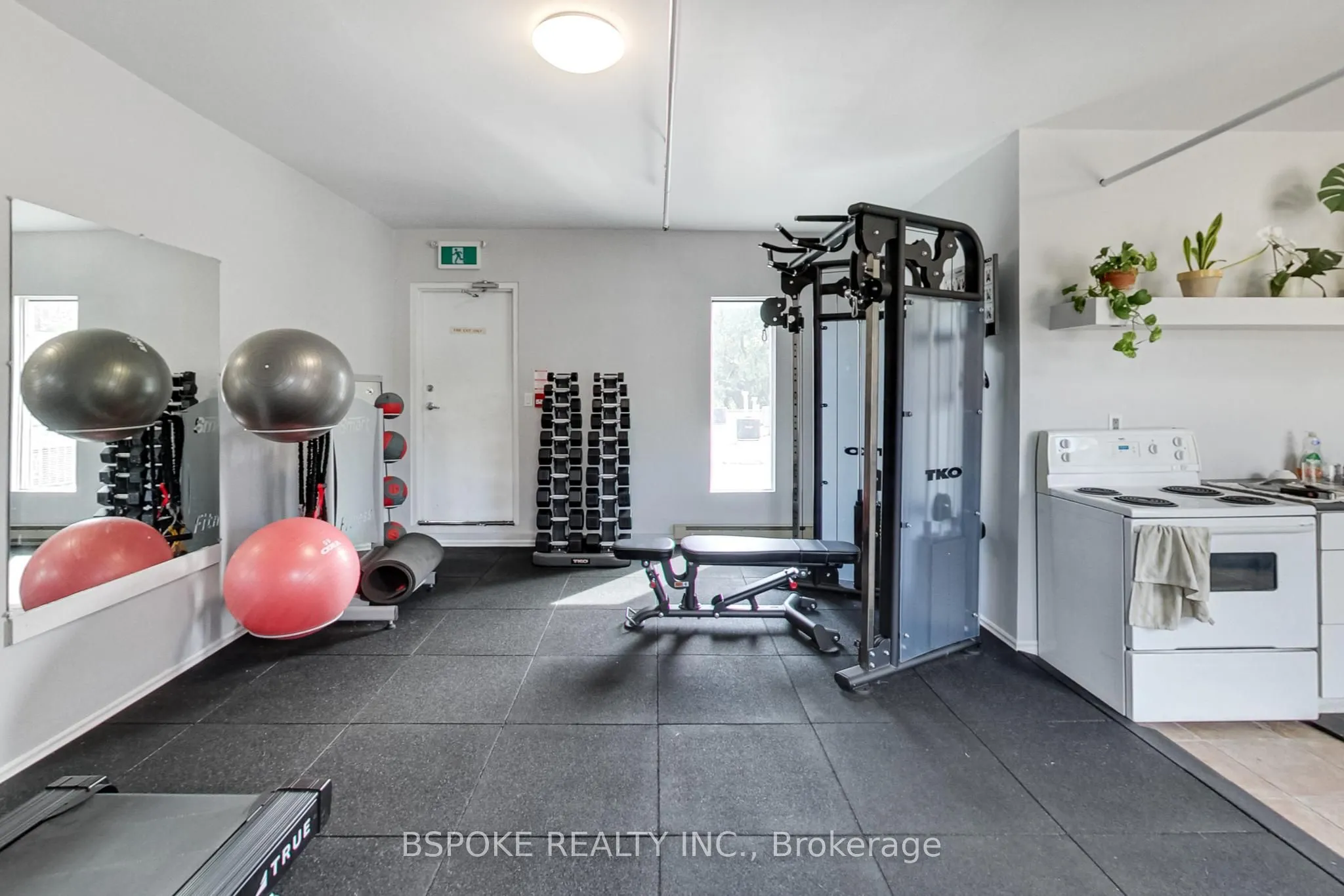 365 Dundas Street E, #115