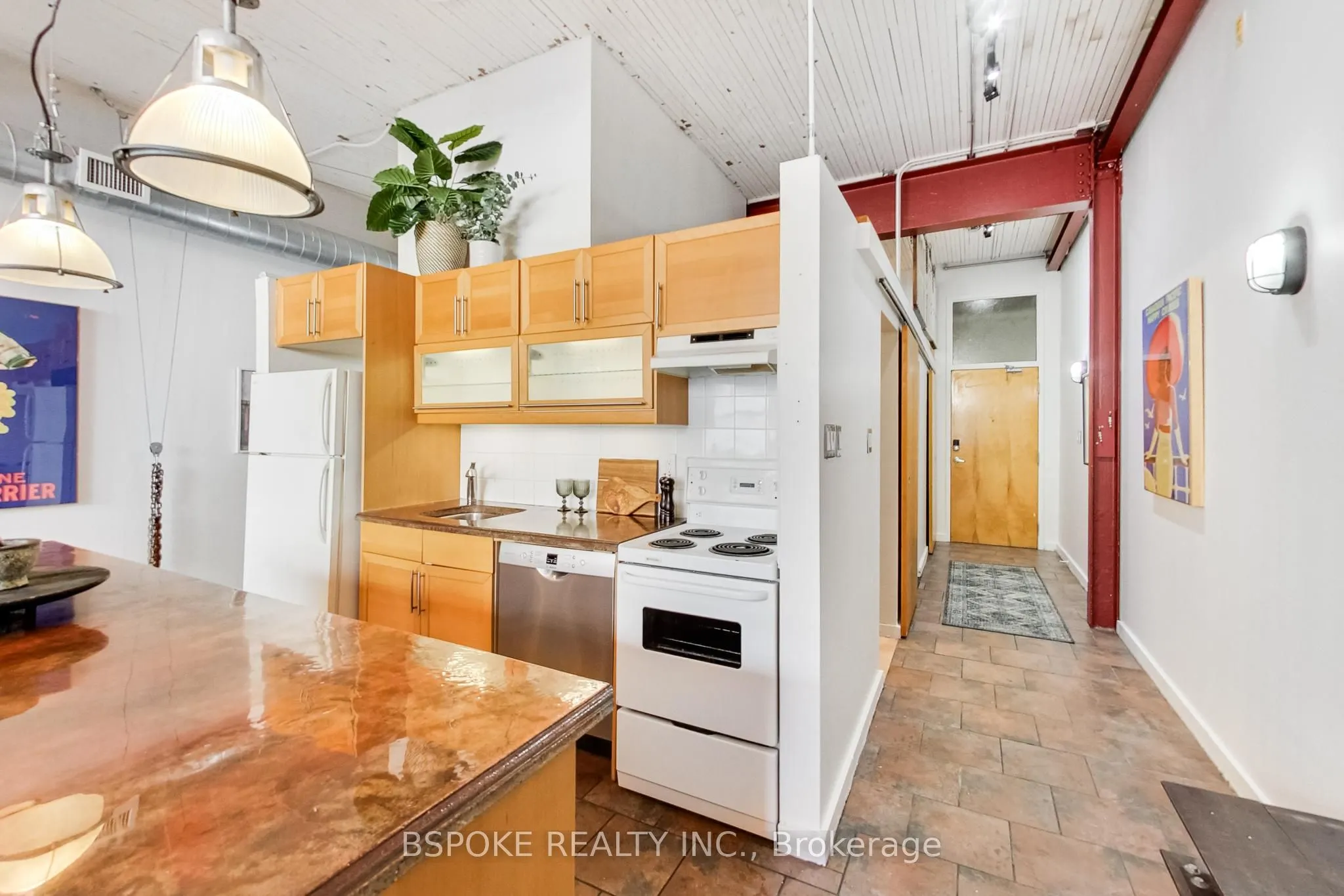365 Dundas Street E, #115