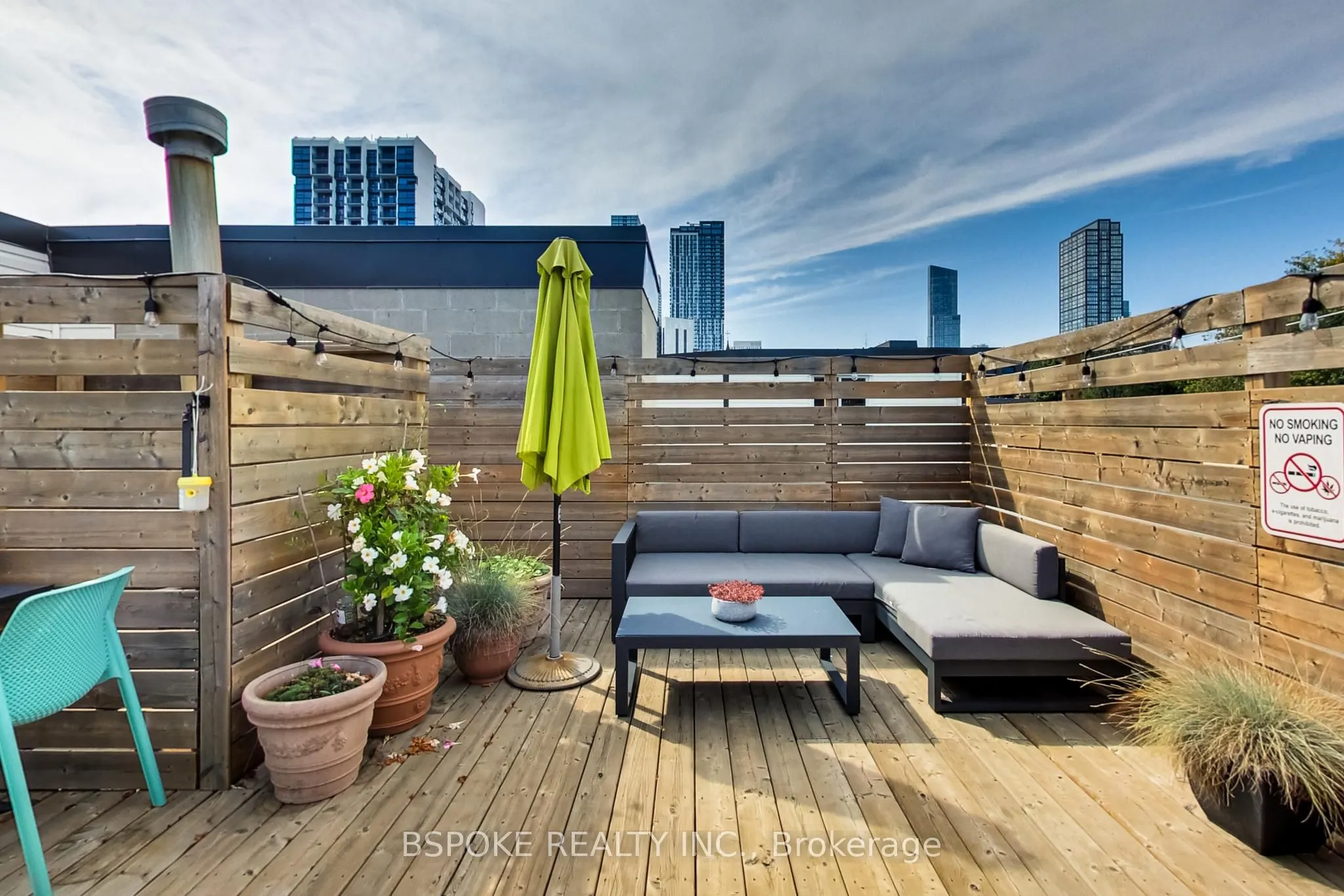 365 Dundas Street E, #115