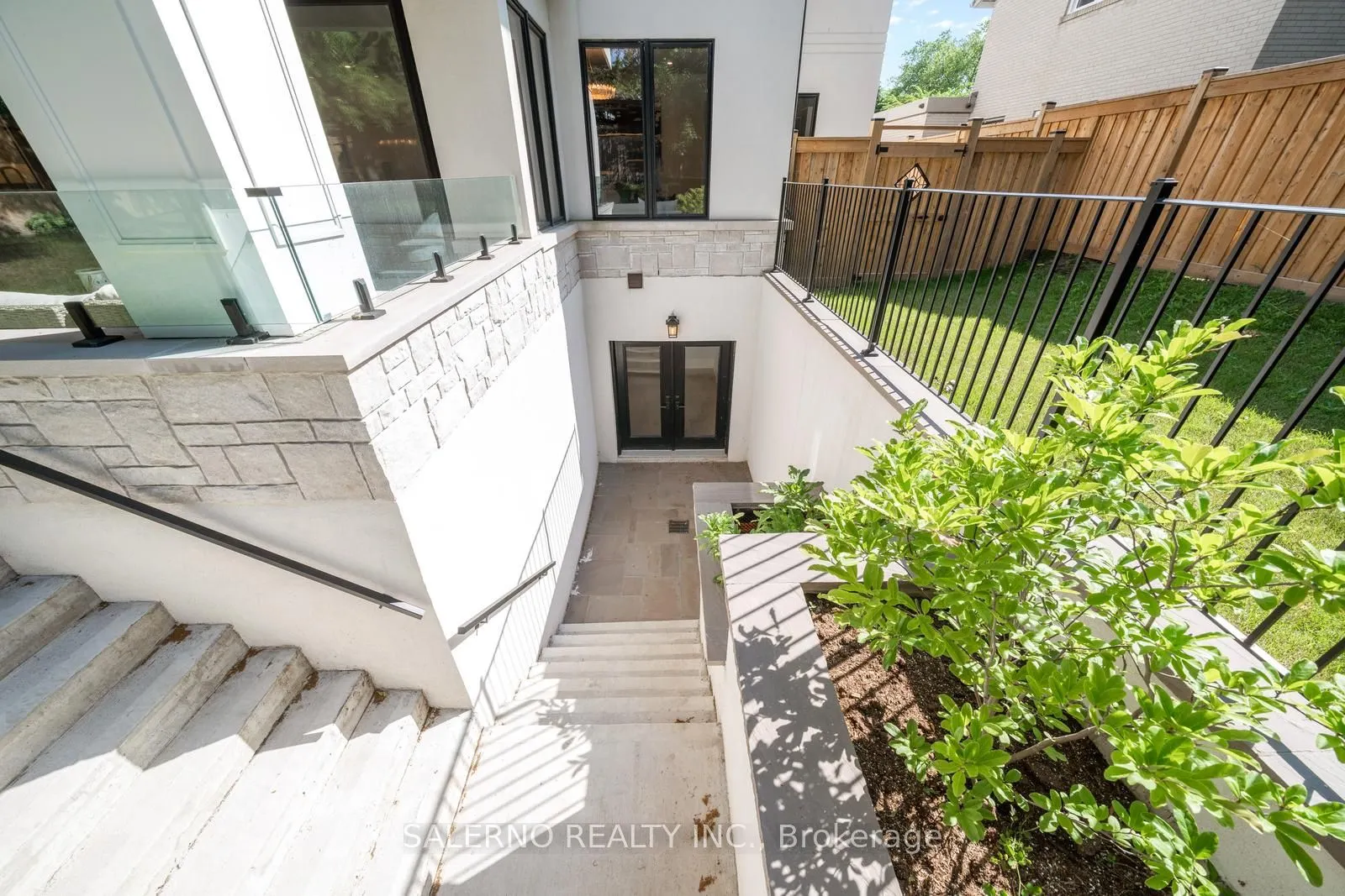63 Bannatyne Drive