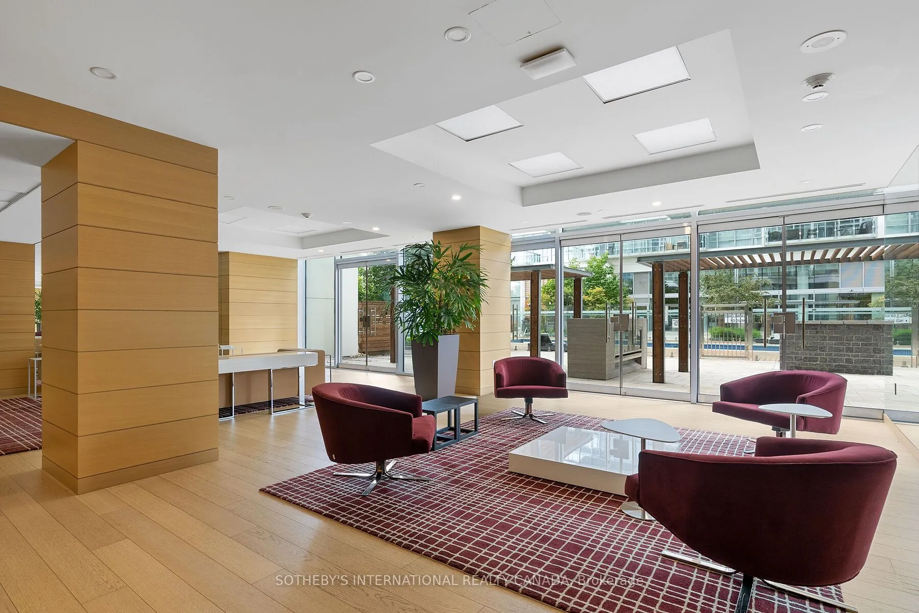 29 Queens Quay E, #Th 115