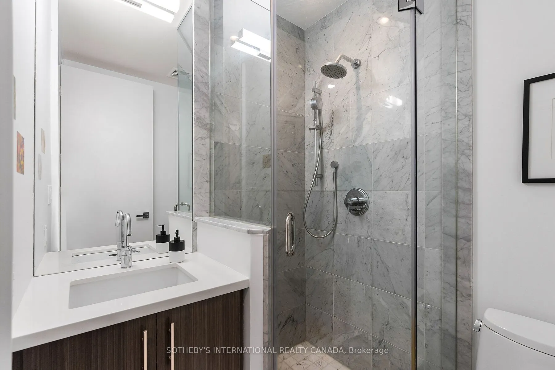 29 Queens Quay E, #Th 115