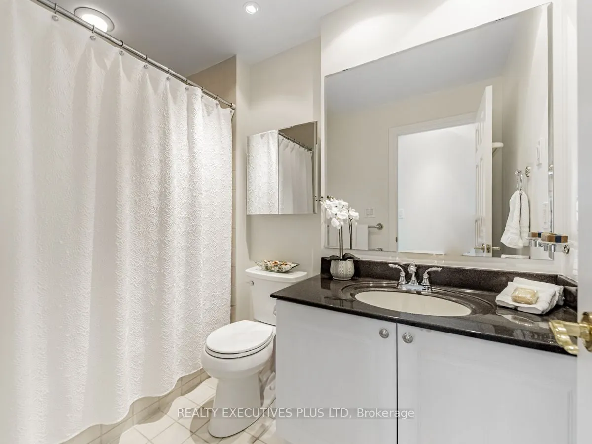 1 Leaside Park Drive, #709