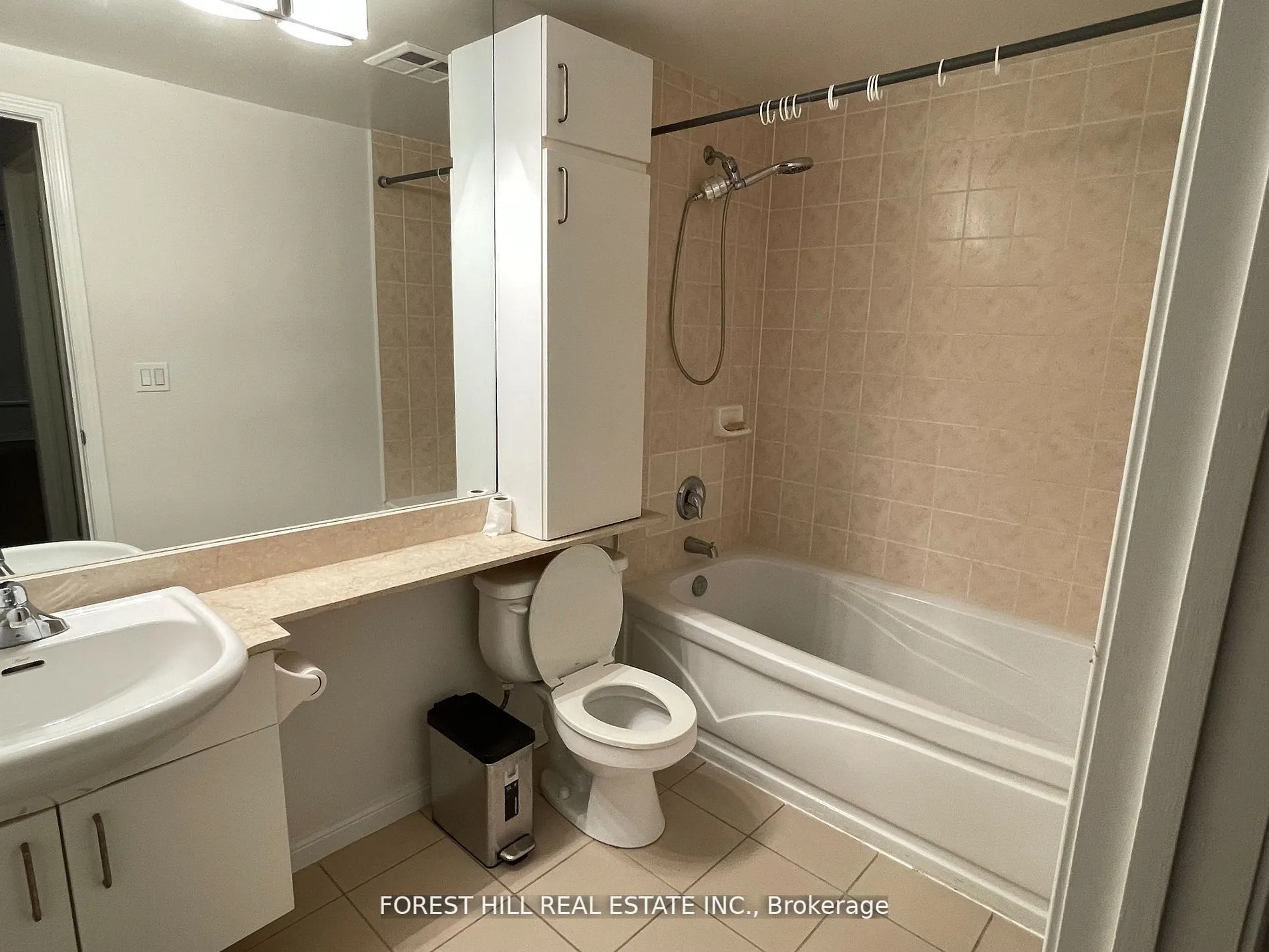 1801 Bayview Avenue, #207