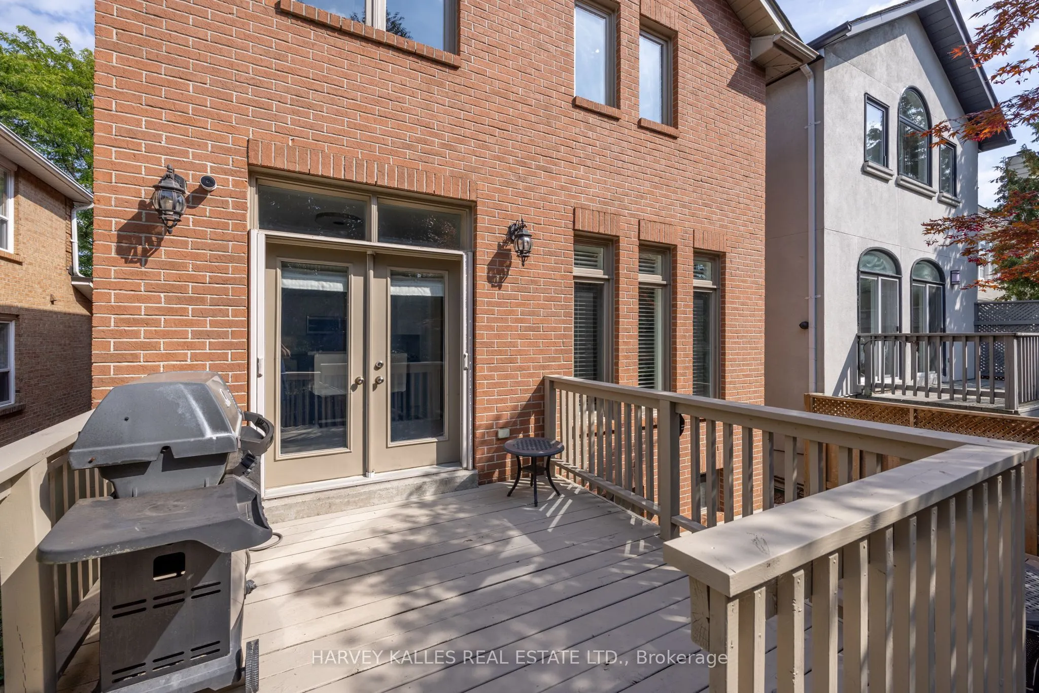 8 Weetwood Street
