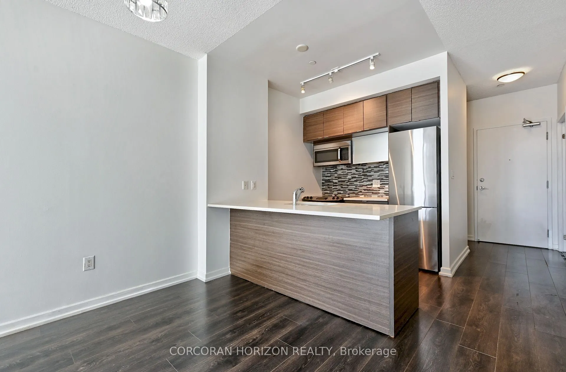 62 Forest Manor Road, #413
