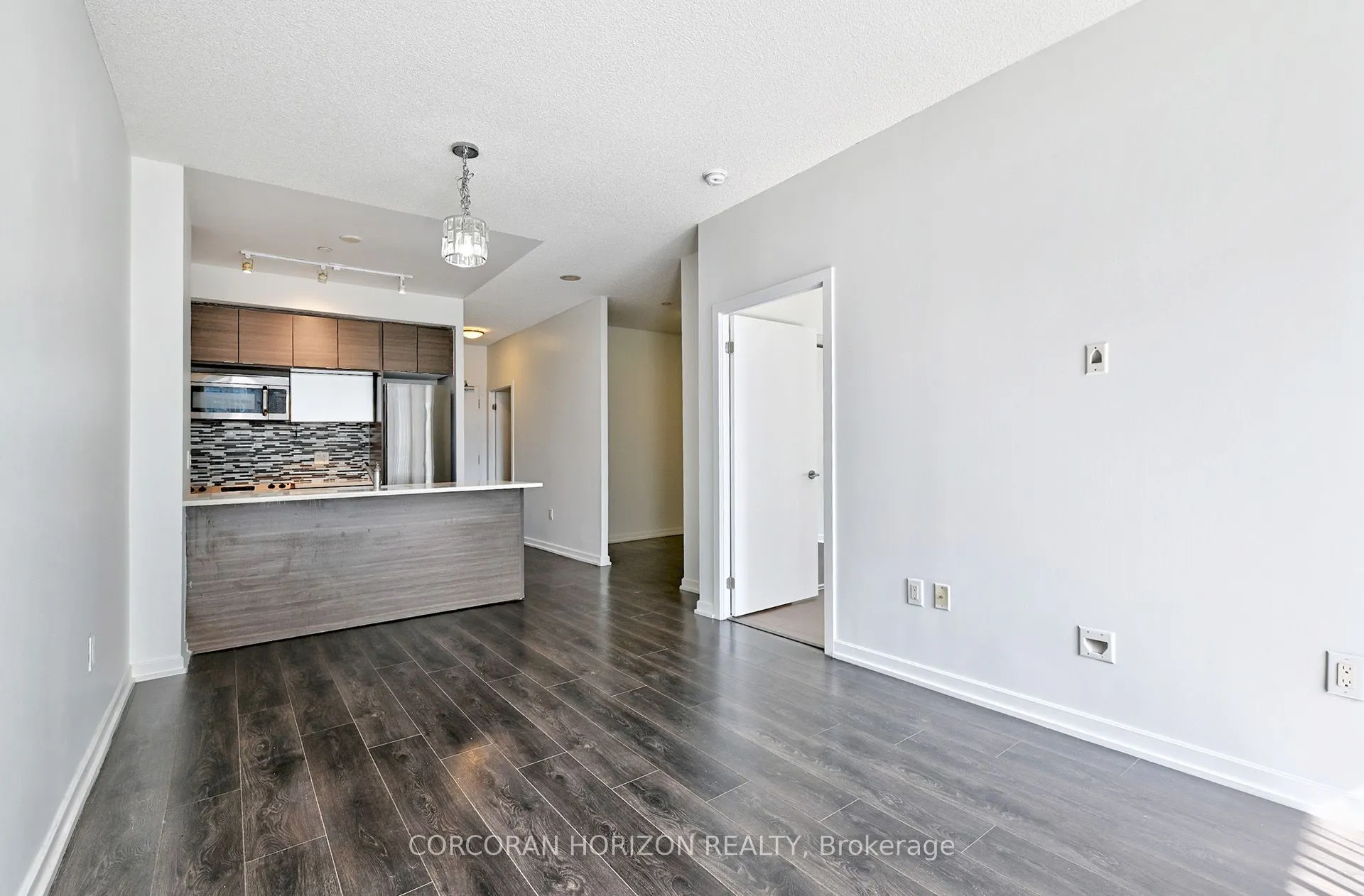 62 Forest Manor Road, #413