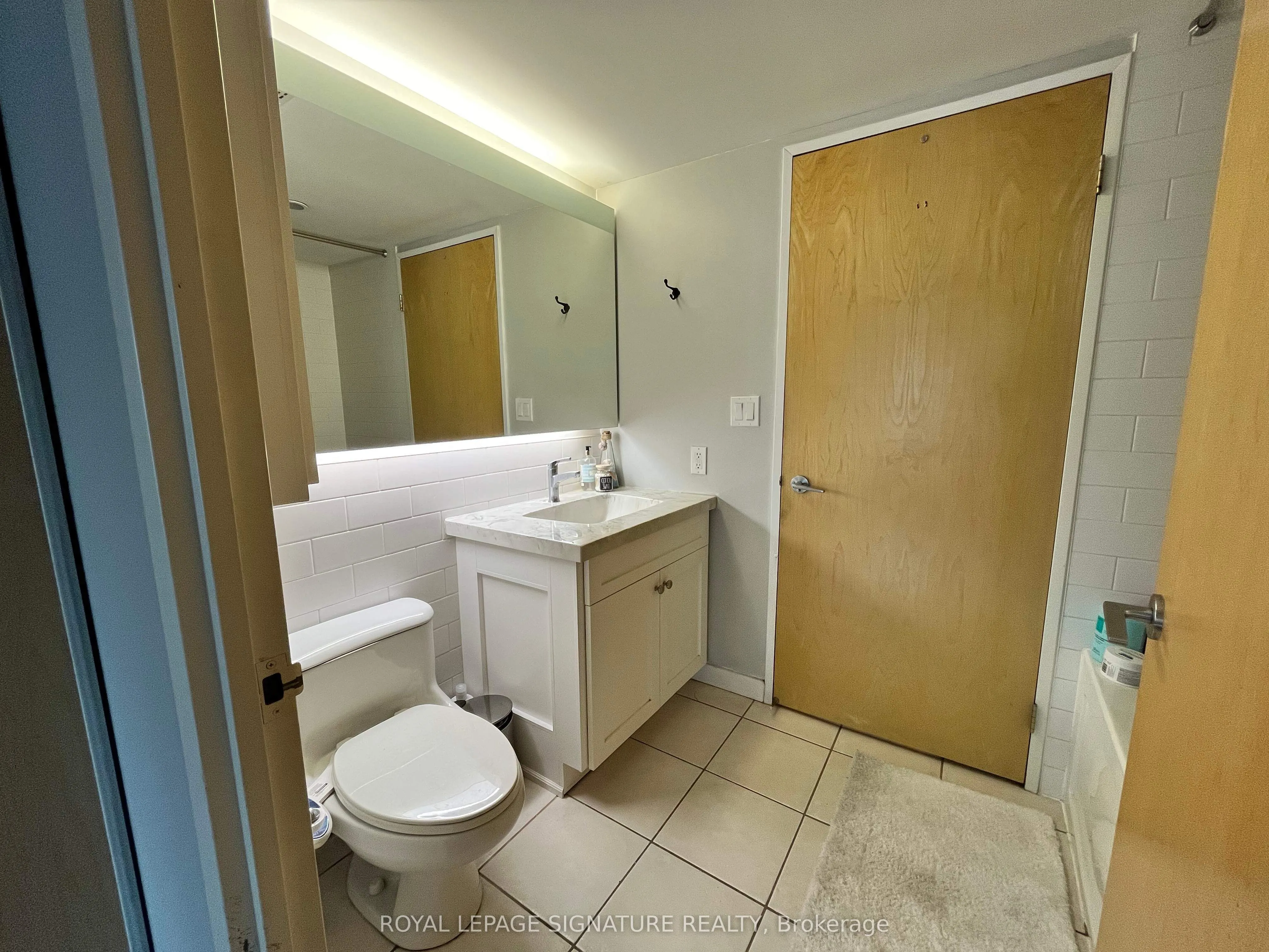 1005 King Street W, #610