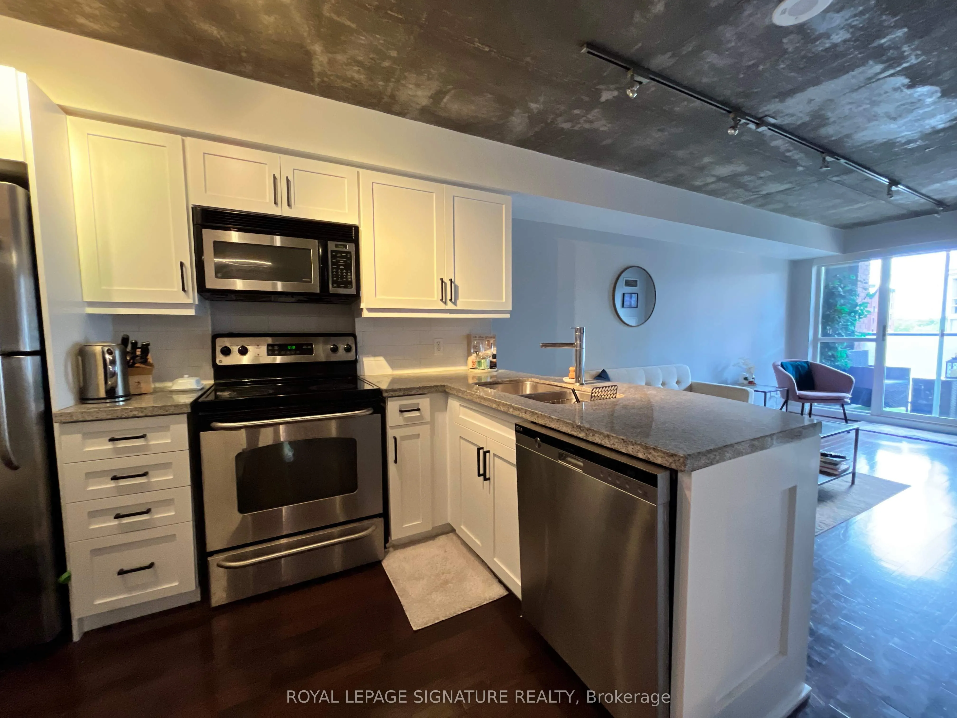 1005 King Street W, #610
